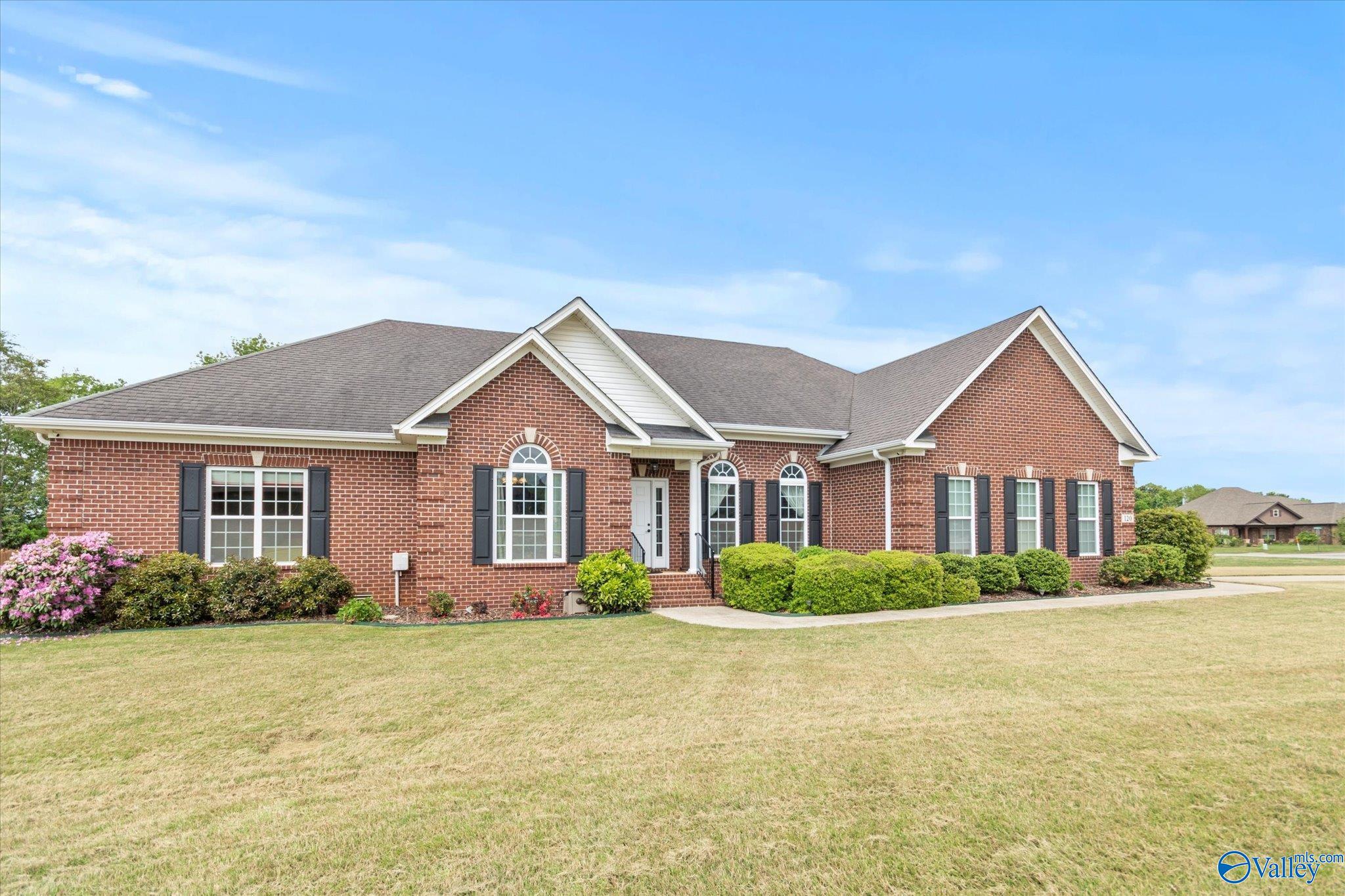 120 Twin Rivers Drive, Hazel Green, Alabama image 3