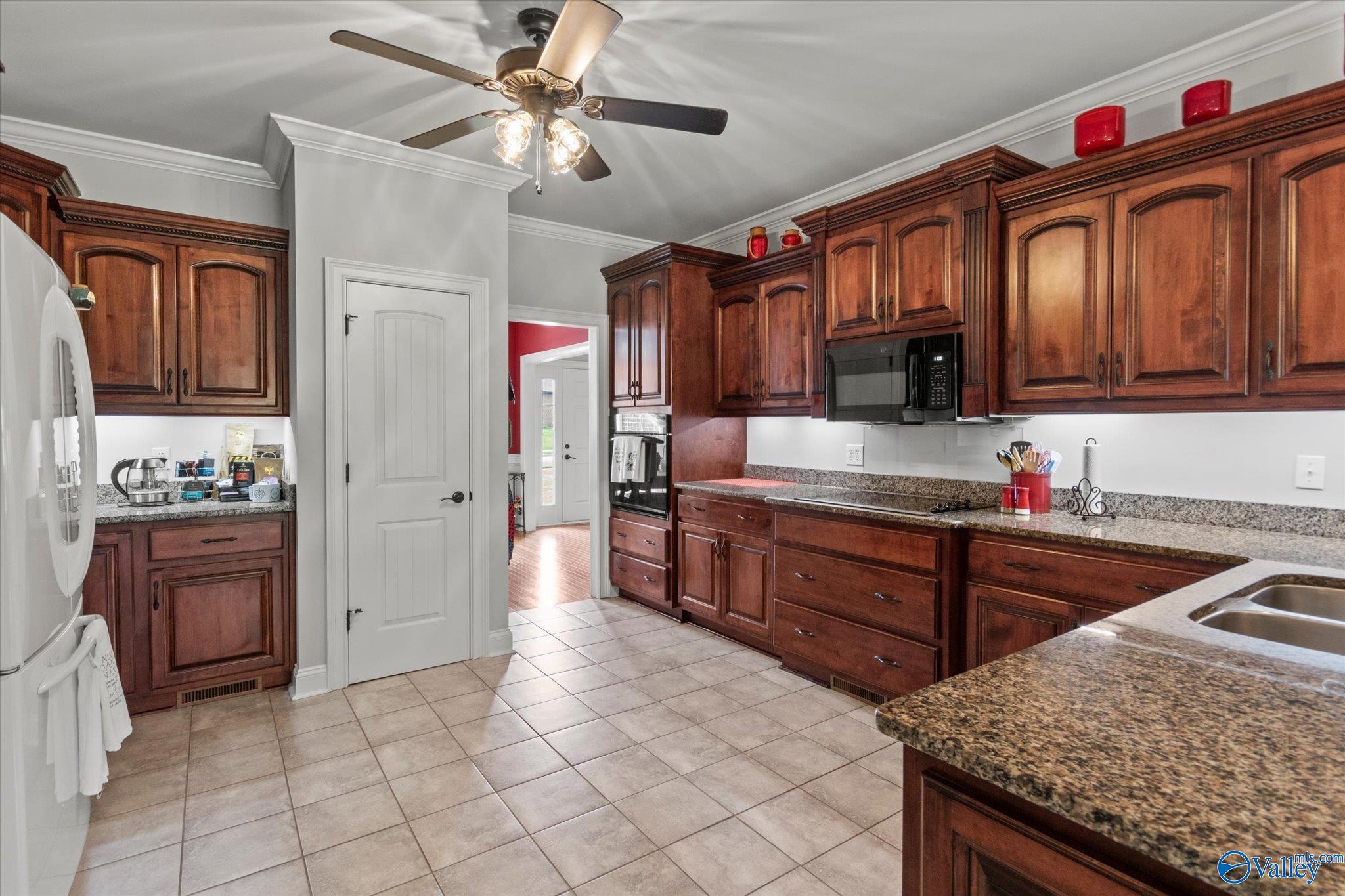 120 Twin Rivers Drive, Hazel Green, Alabama image 11