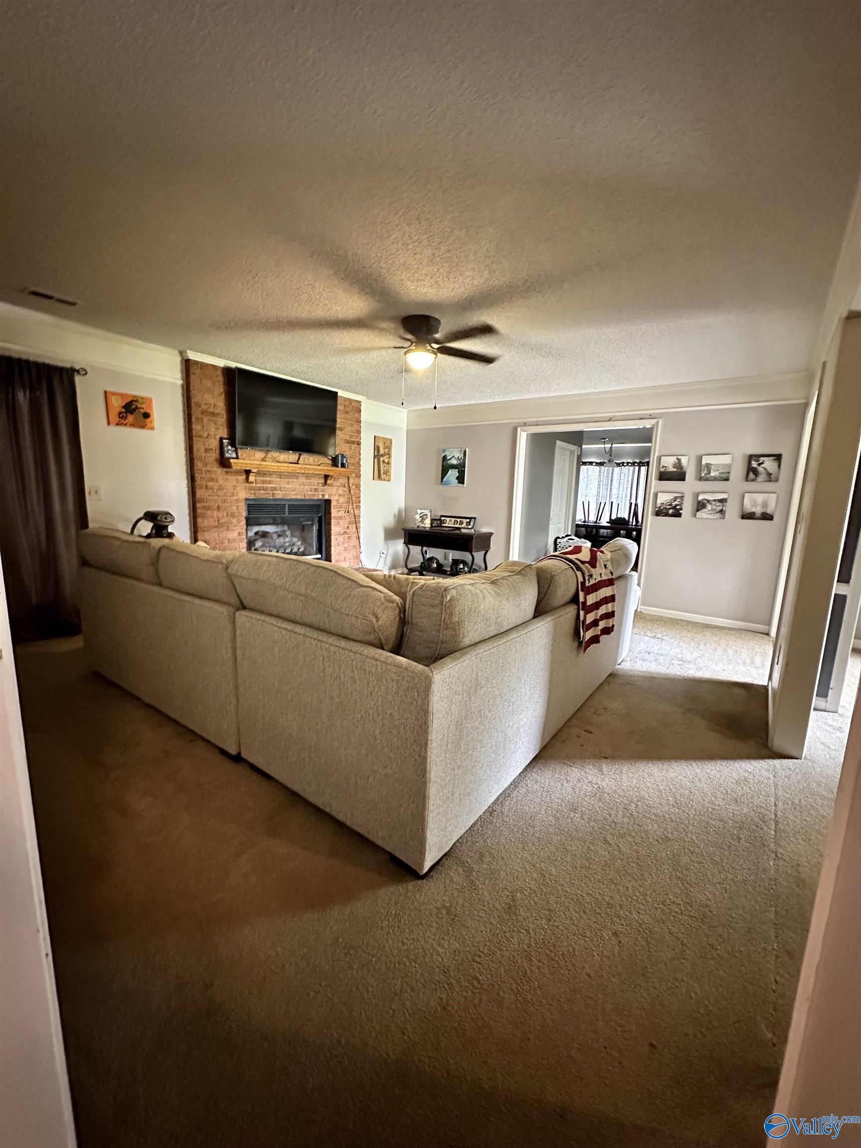 1810 Chickasaw Dr, Albertville, Alabama image 4
