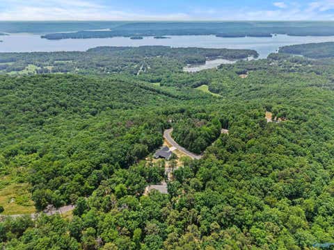 Homes For Sale - 215 Wilson Road<br/> Scottsboro, AL 35769