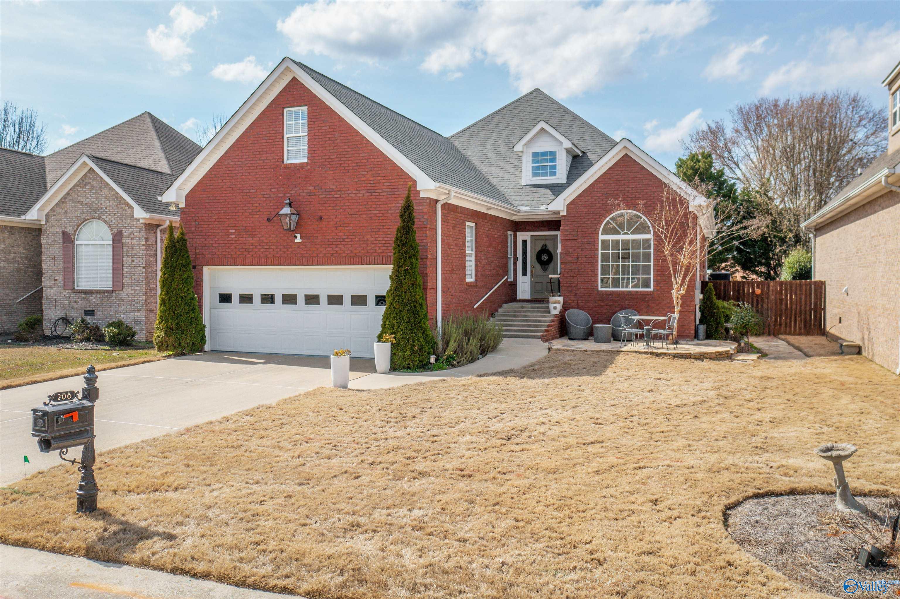 206 Lakepoint Drive, Gadsden, Alabama image 1