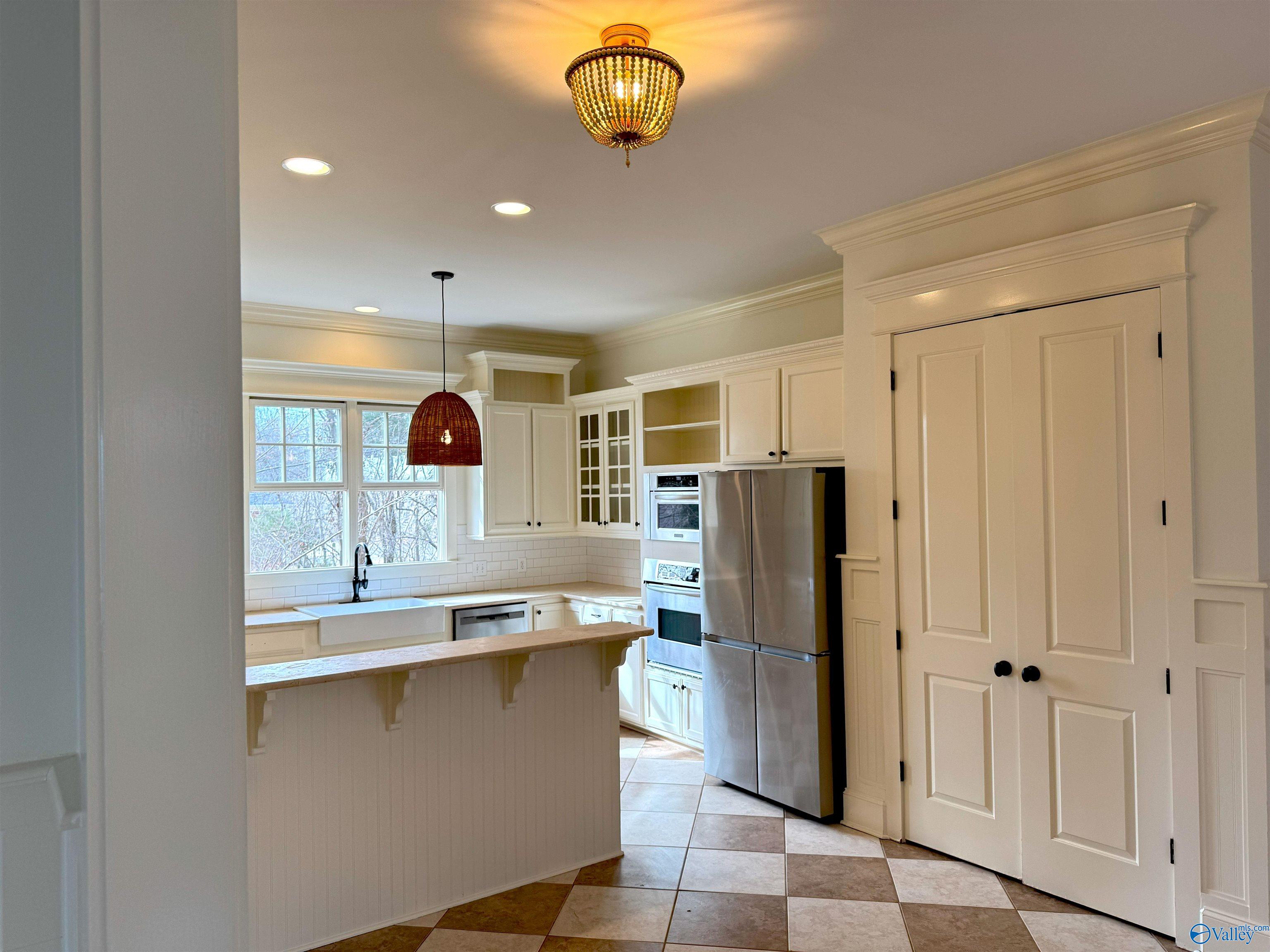 198 West Lake Circle, Madison, Alabama image 7