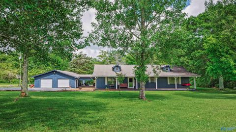 Homes For Sale - 247 County Road 89<br/> Fort Payne, AL 35967