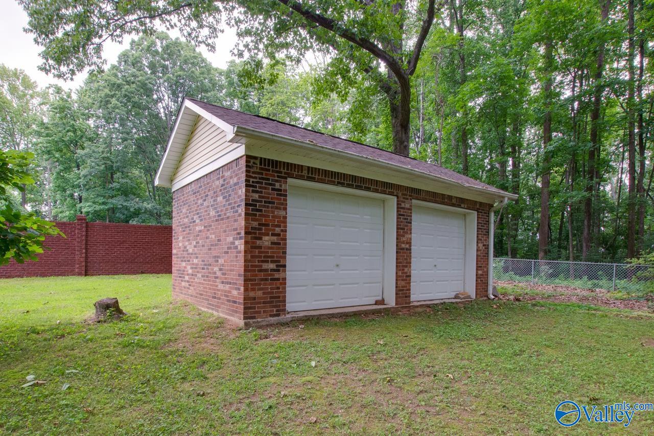 161 Nale Drive, Madison, Alabama image 48