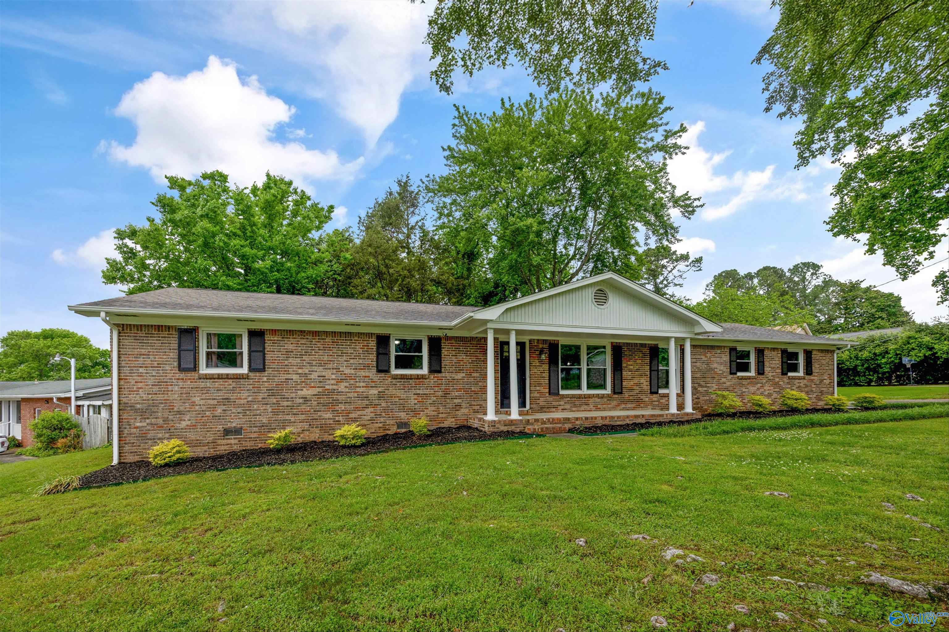 10112 Conrad Drive, Huntsville, Alabama image 3