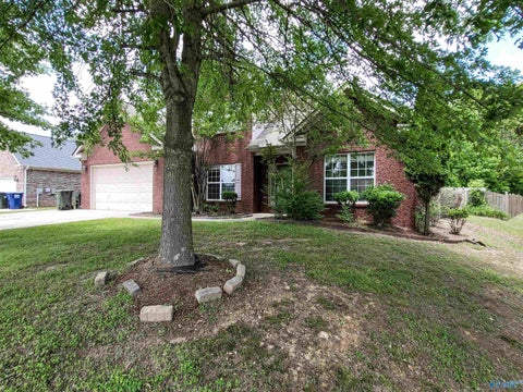 Homes For Rent - 210 Honor Way<br/> Madison, AL 35758