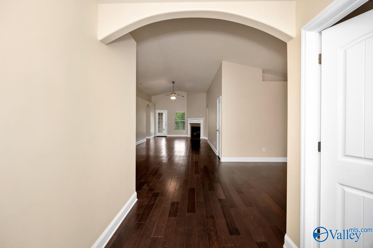 2471 Belltown Drive, Huntsville, Alabama image 8