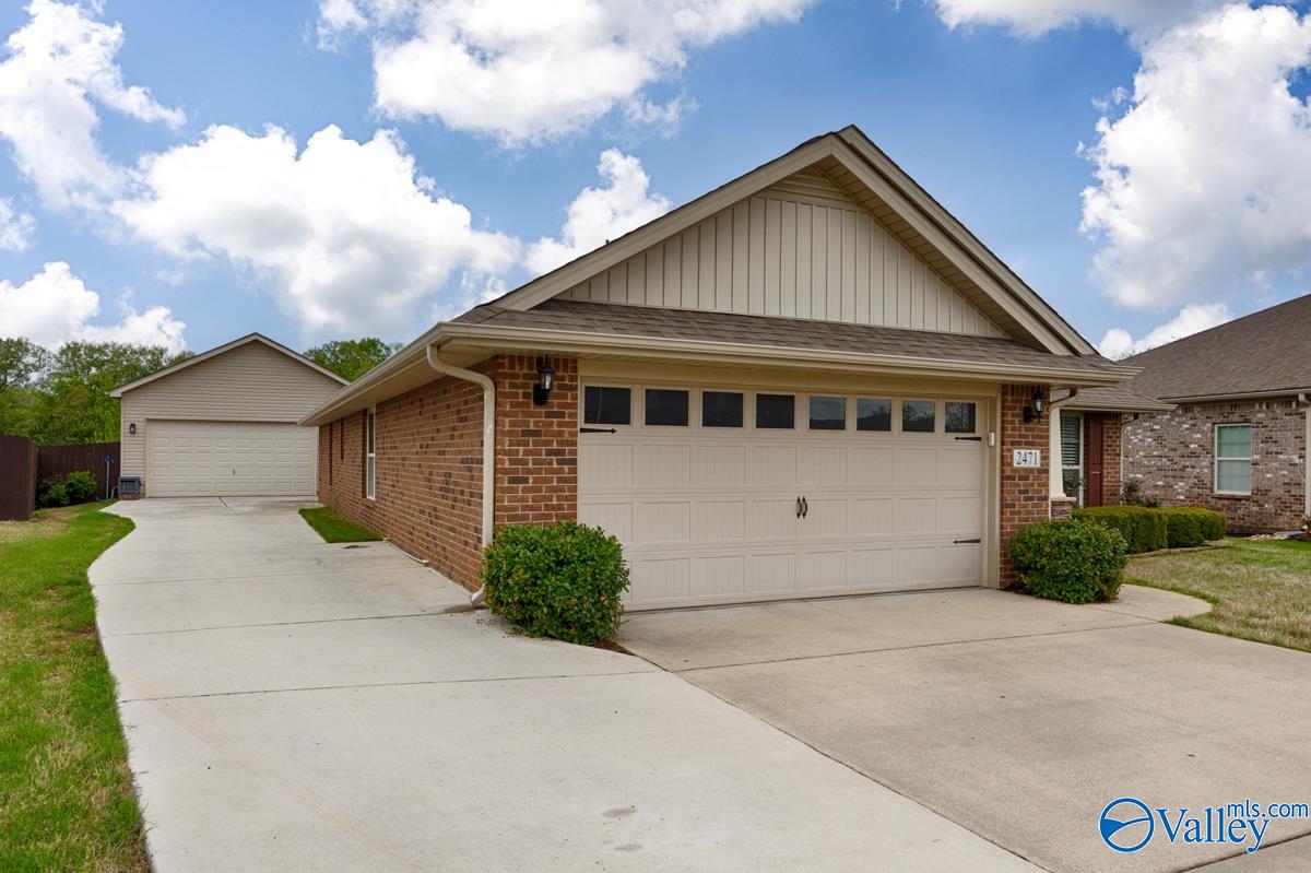 2471 Belltown Drive, Huntsville, Alabama image 1