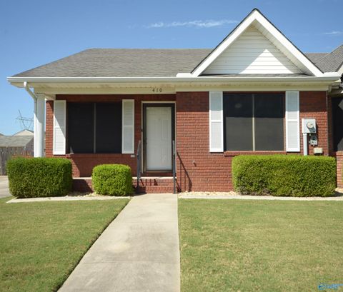 Photo of 410 Springview Street, Decatur, AL 35601 (MLS # 21900766)