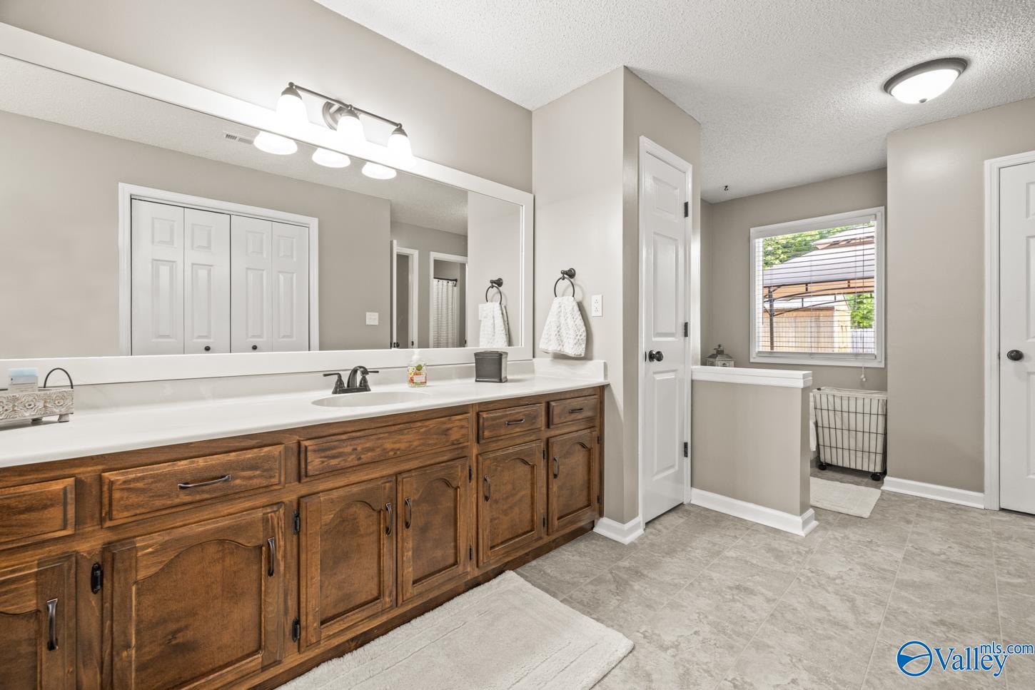 8452 Hogan Drive, Huntsville, Alabama image 23