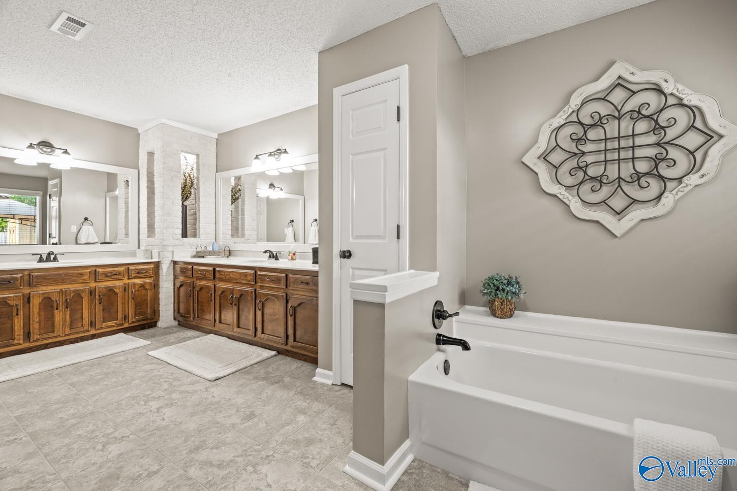 8452 Hogan Drive, Huntsville, Alabama image 20