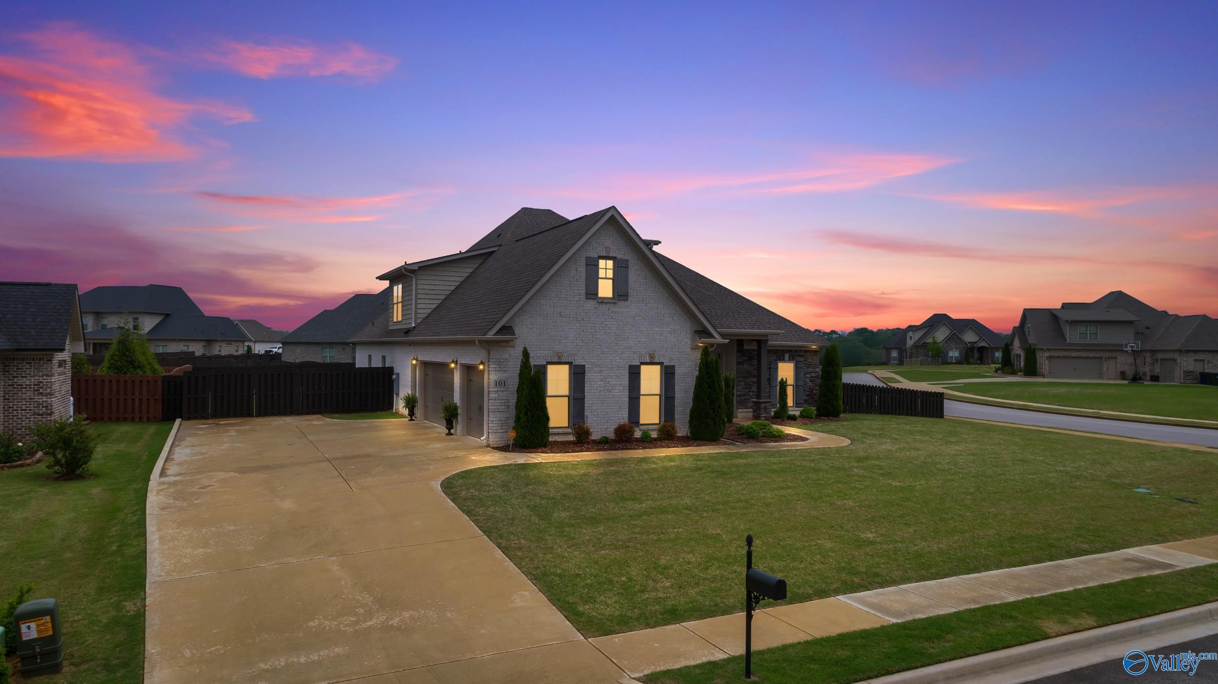 101 Jackson Trace Court, Meridianville, Alabama image 2