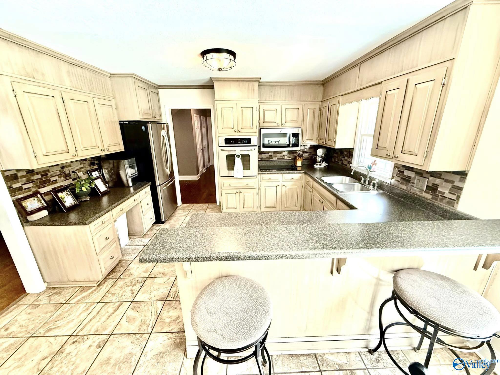 200 Lindo Drive, Boaz, Alabama image 6