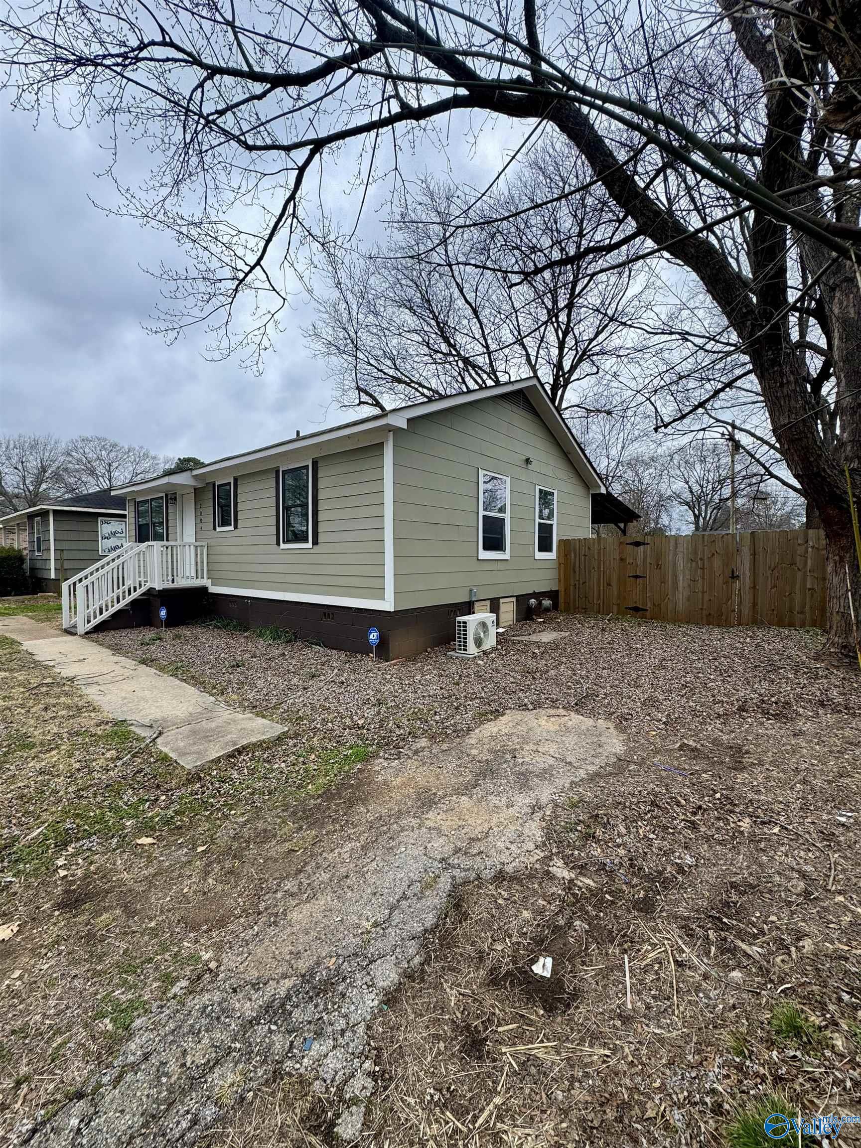 2004 Harrison Street SE