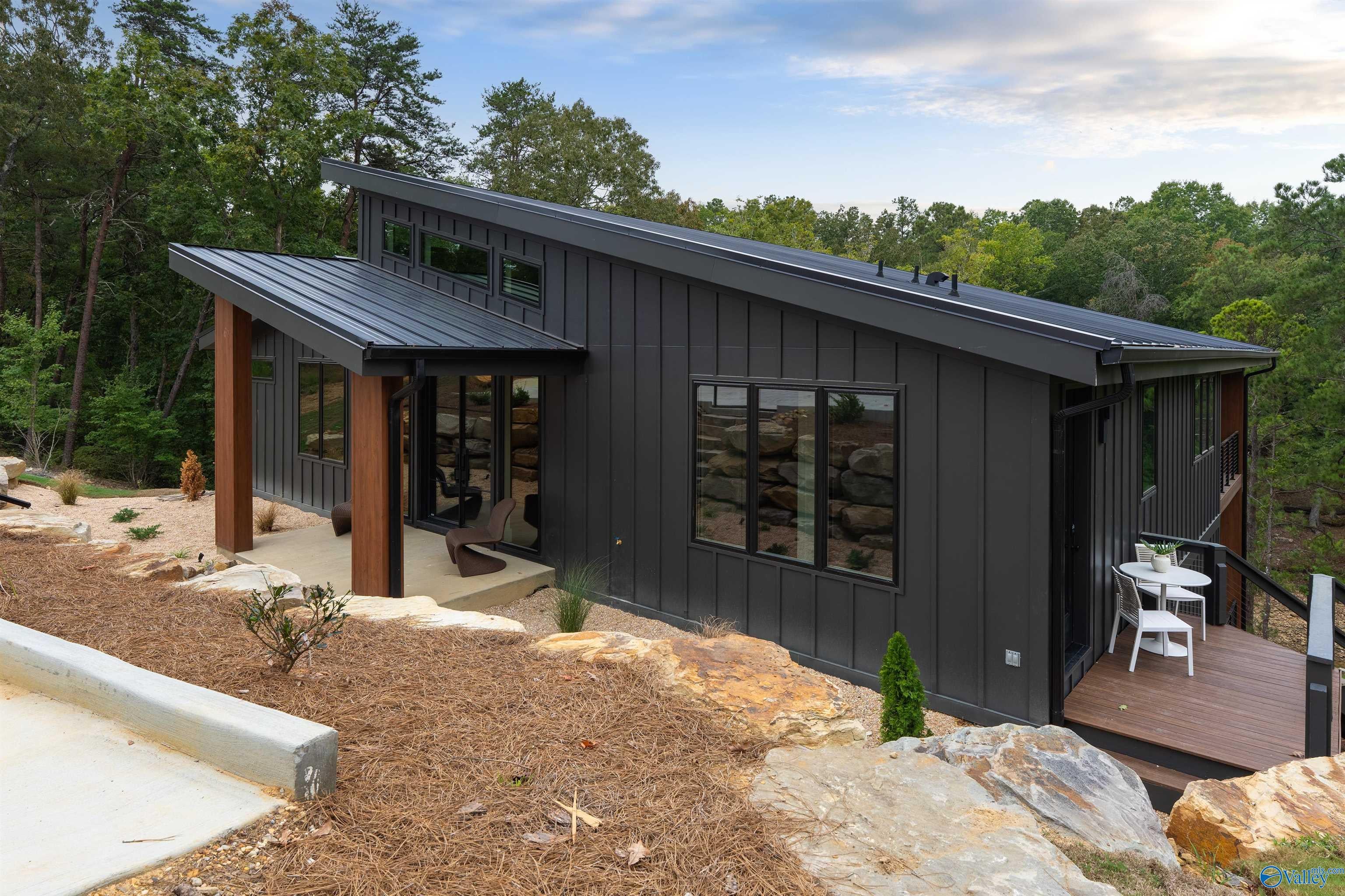 195 County Road 2111