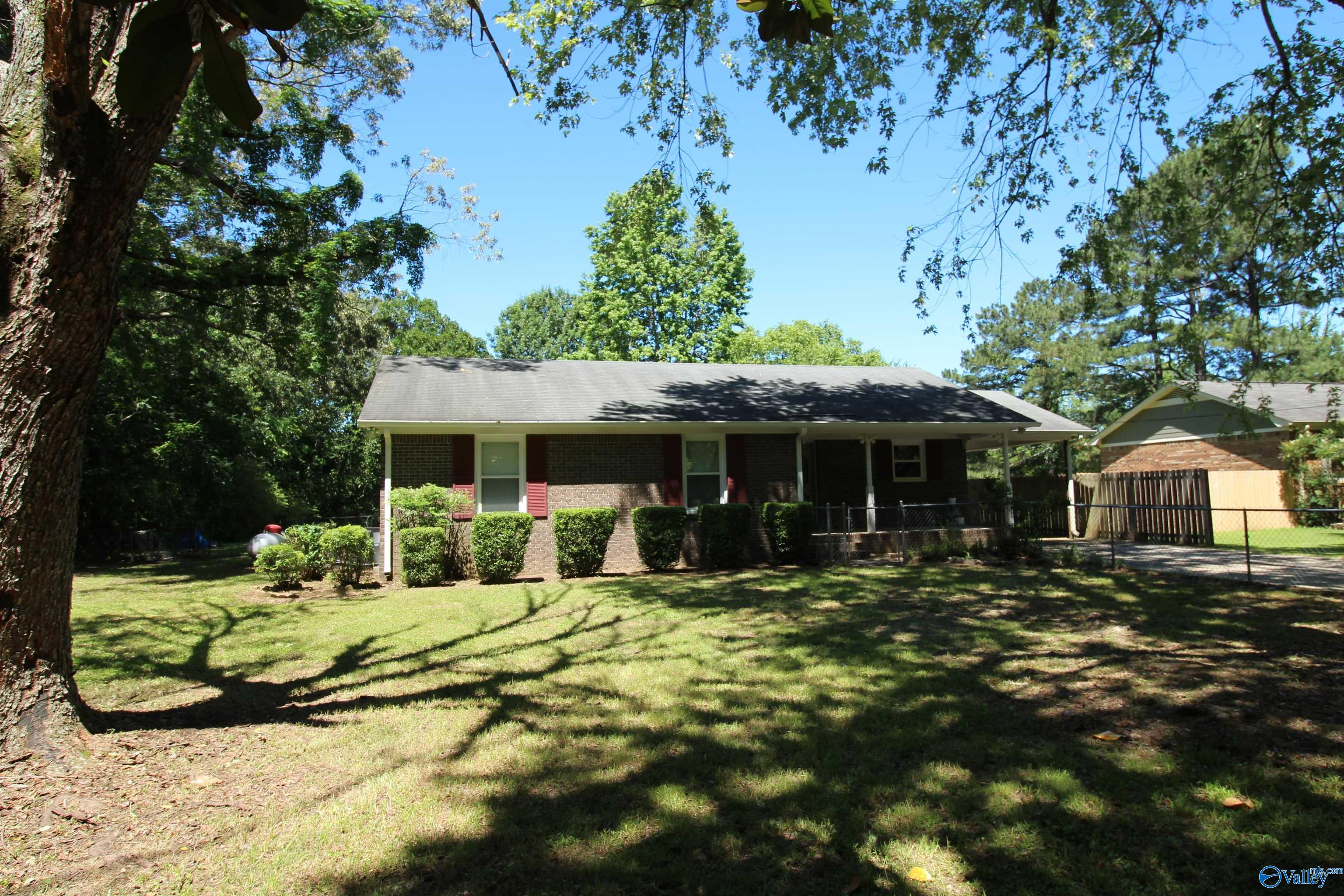 195 Holly Lynn Lane, Hazel Green, Alabama image 3