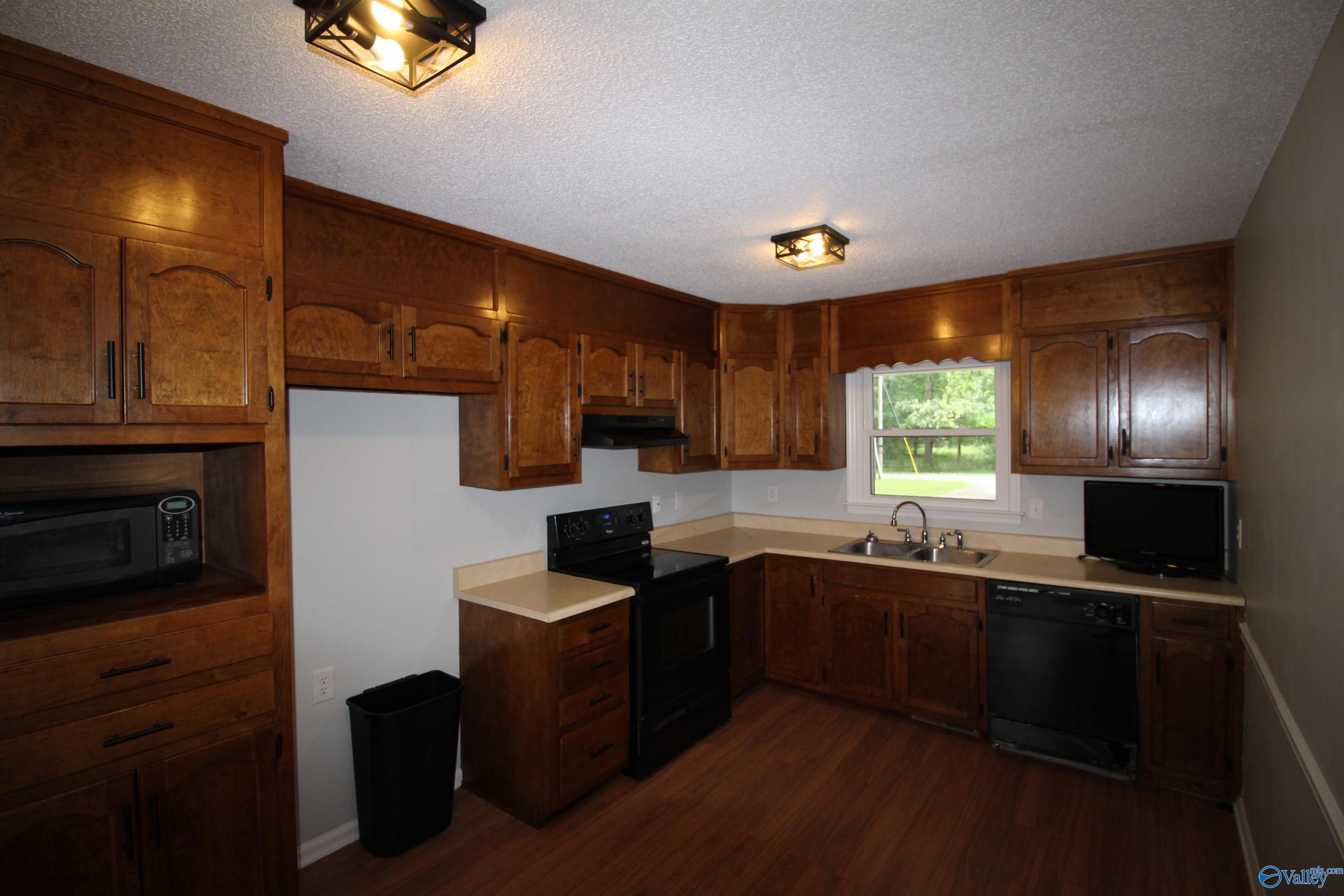 195 Holly Lynn Lane, Hazel Green, Alabama image 16