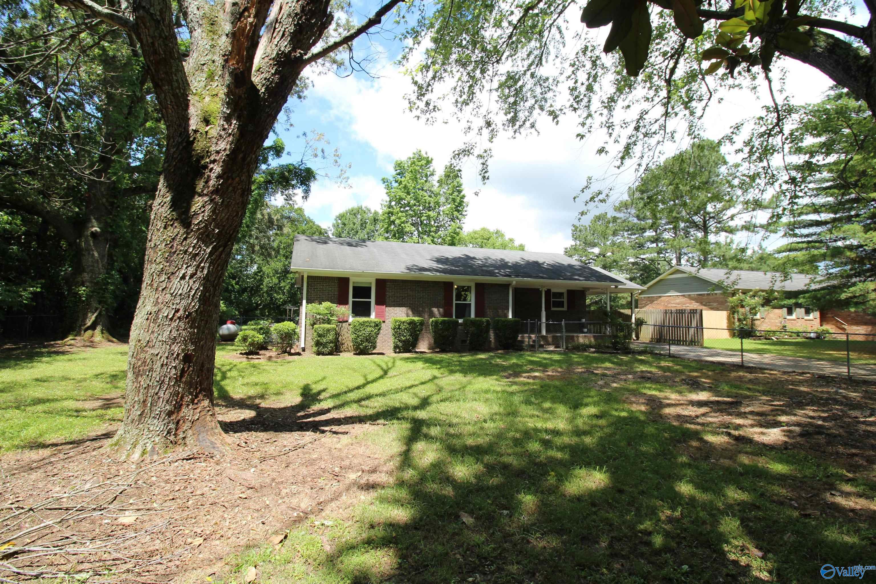 195 Holly Lynn Lane, Hazel Green, Alabama image 5