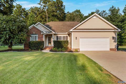 Homes For Sale - 103 Hiawatha Place<br/> Rainbow City, AL 35906