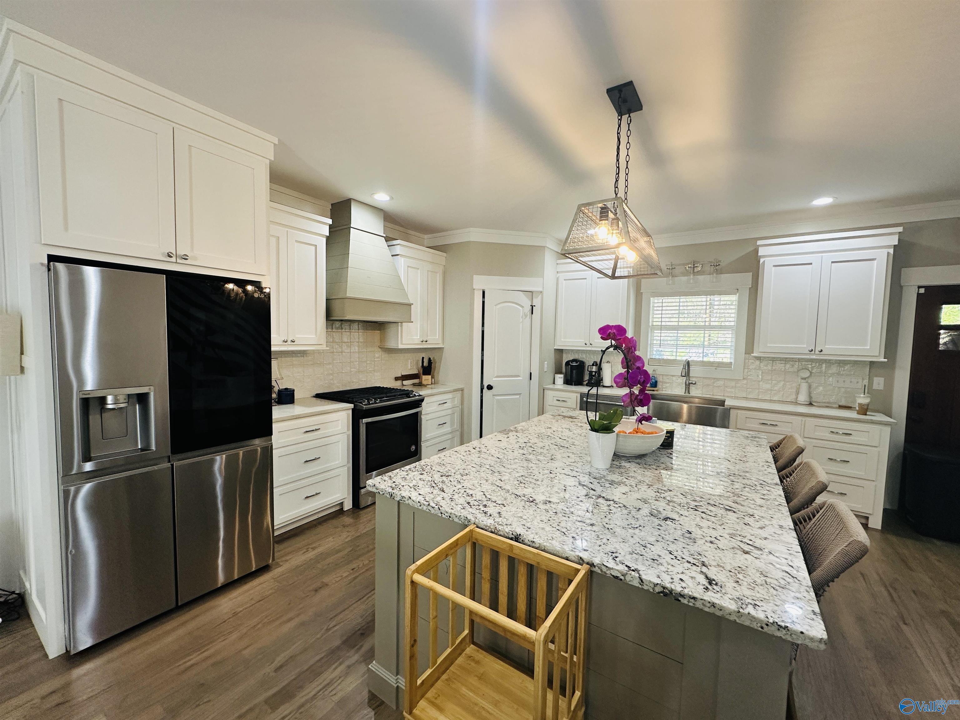 1571 Patterson Street, Guntersville, Alabama image 6