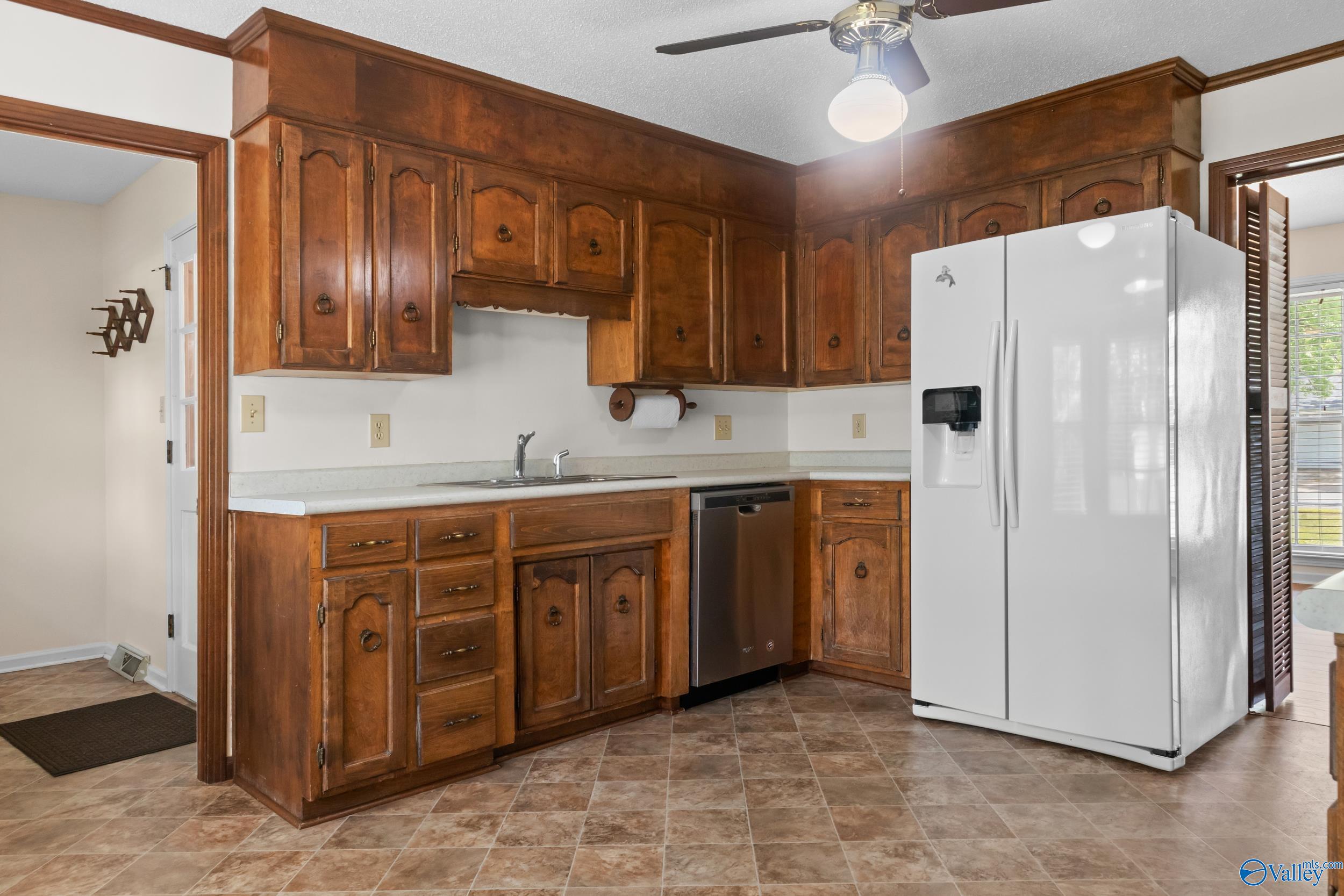 906 Flora Circle, Huntsville, Alabama image 14