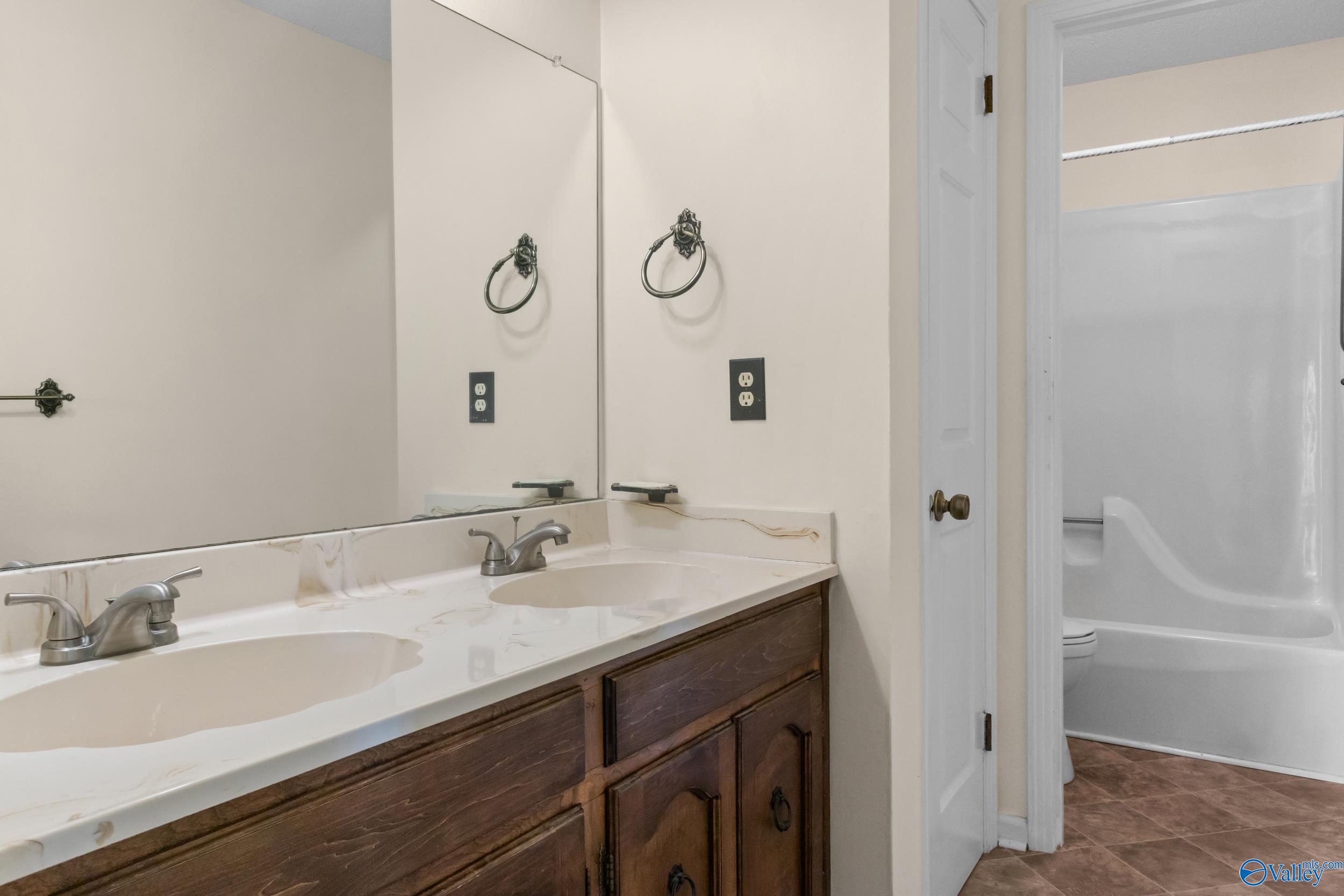 906 Flora Circle, Huntsville, Alabama image 21