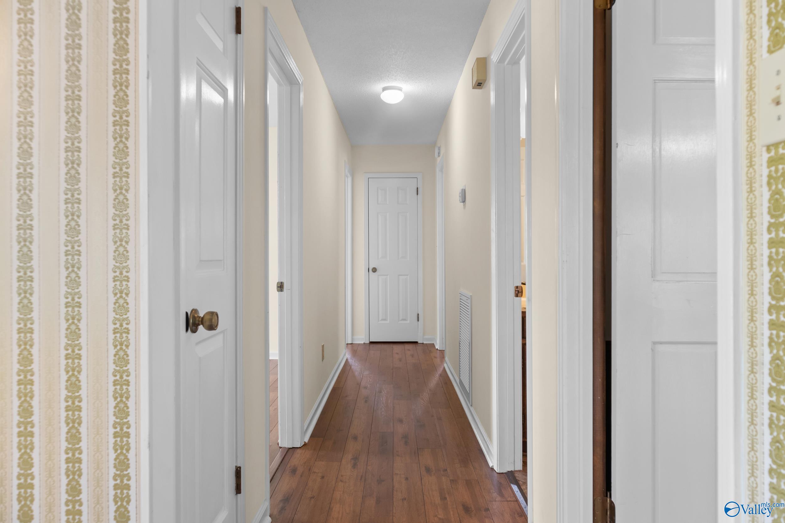 906 Flora Circle, Huntsville, Alabama image 18