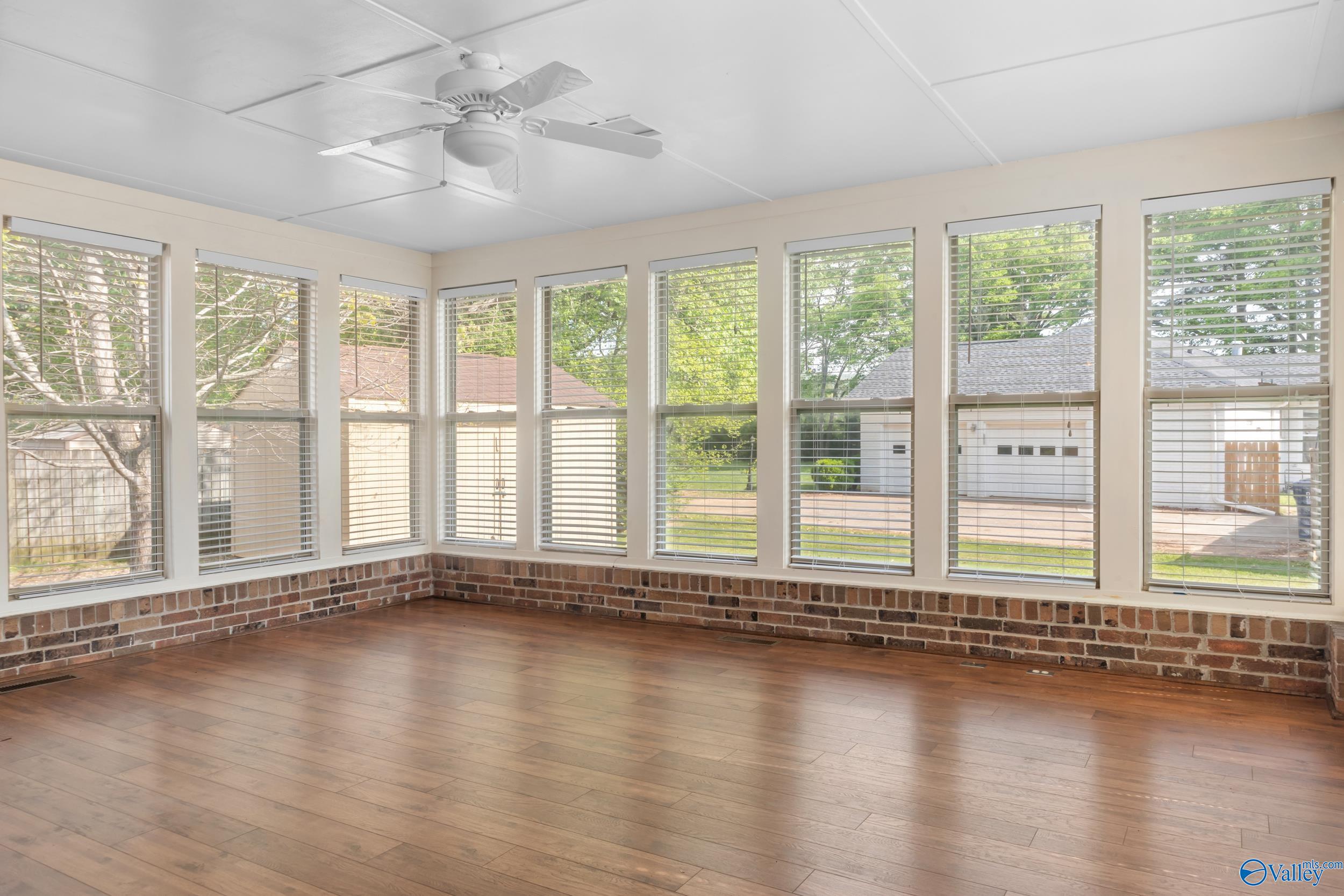 906 Flora Circle, Huntsville, Alabama image 5