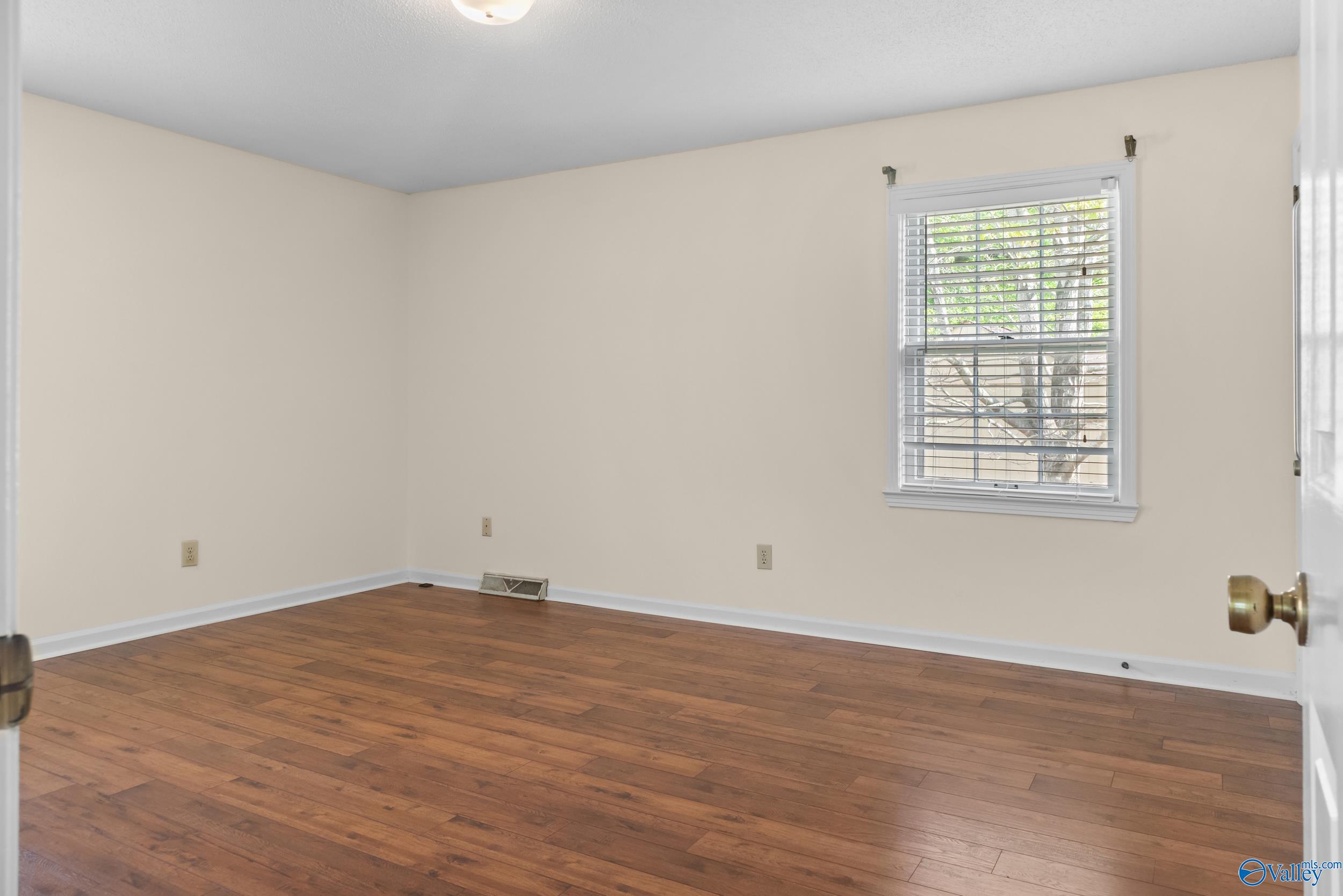906 Flora Circle, Huntsville, Alabama image 22