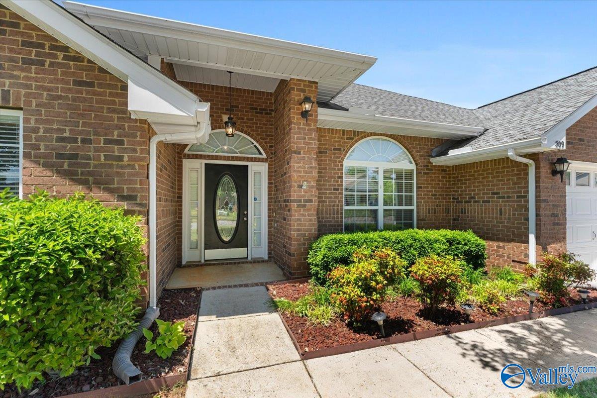 509 Summer Cove Circle, Madison, Alabama image 2
