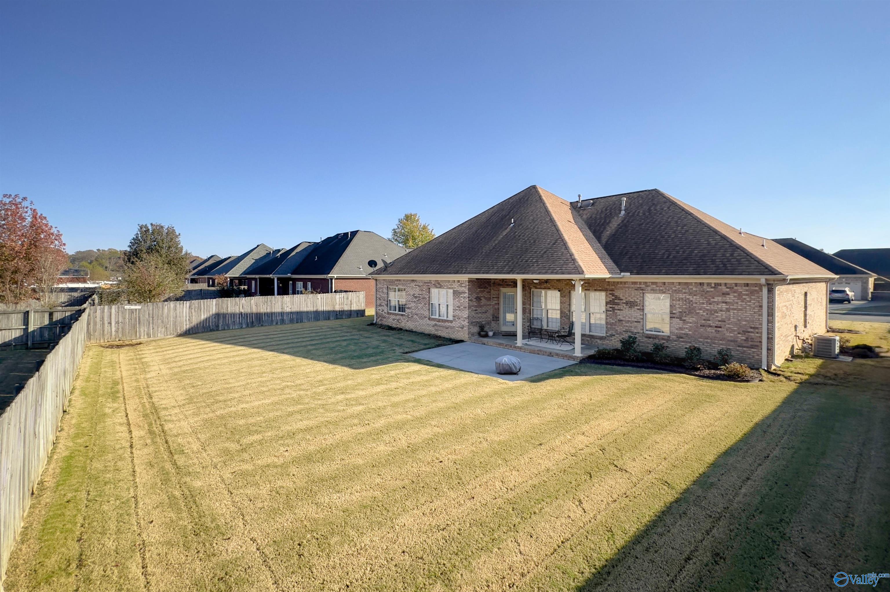 2220 Naples Drive, Decatur, Alabama image 36