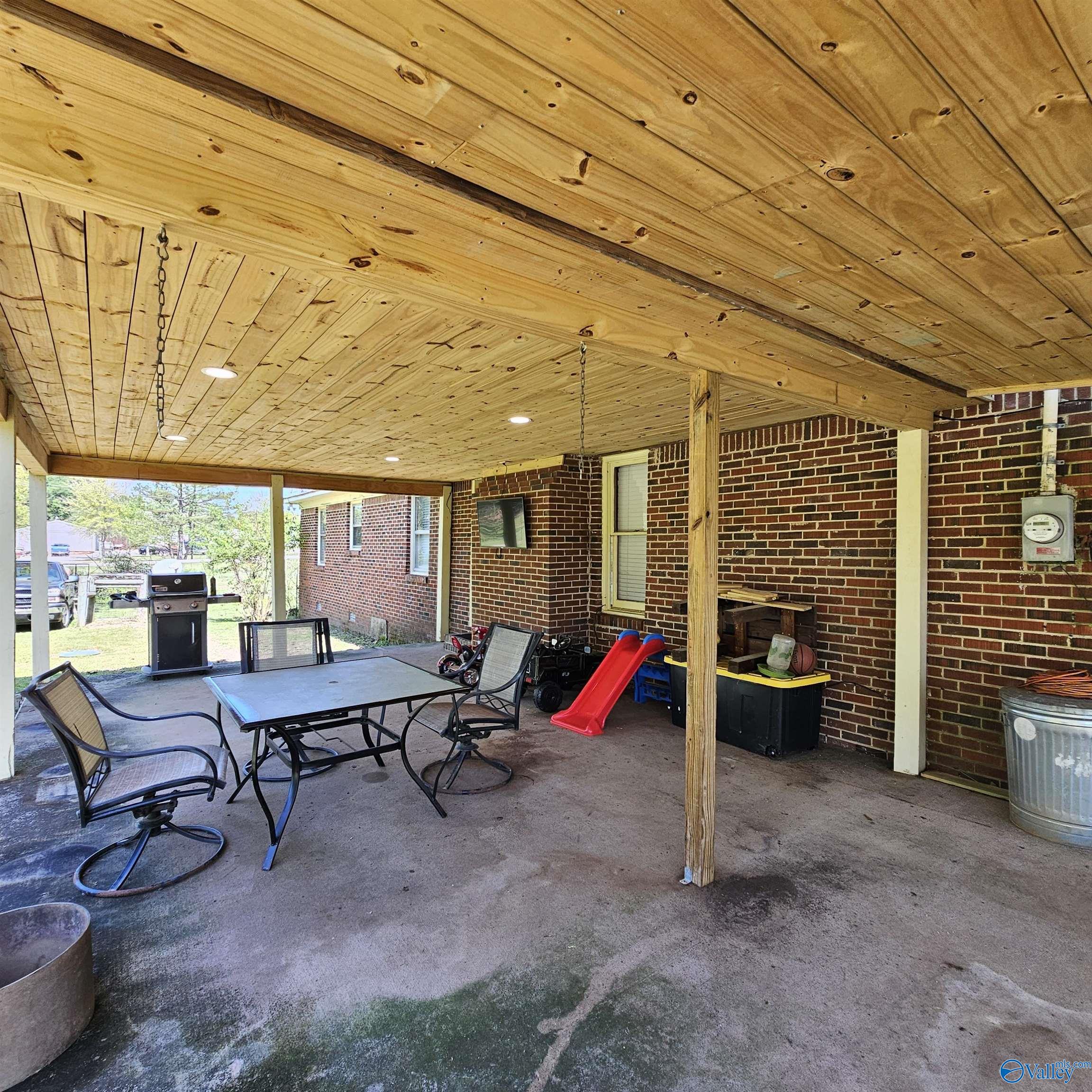 806 Kirby Bridge Road, Danville, Alabama image 12