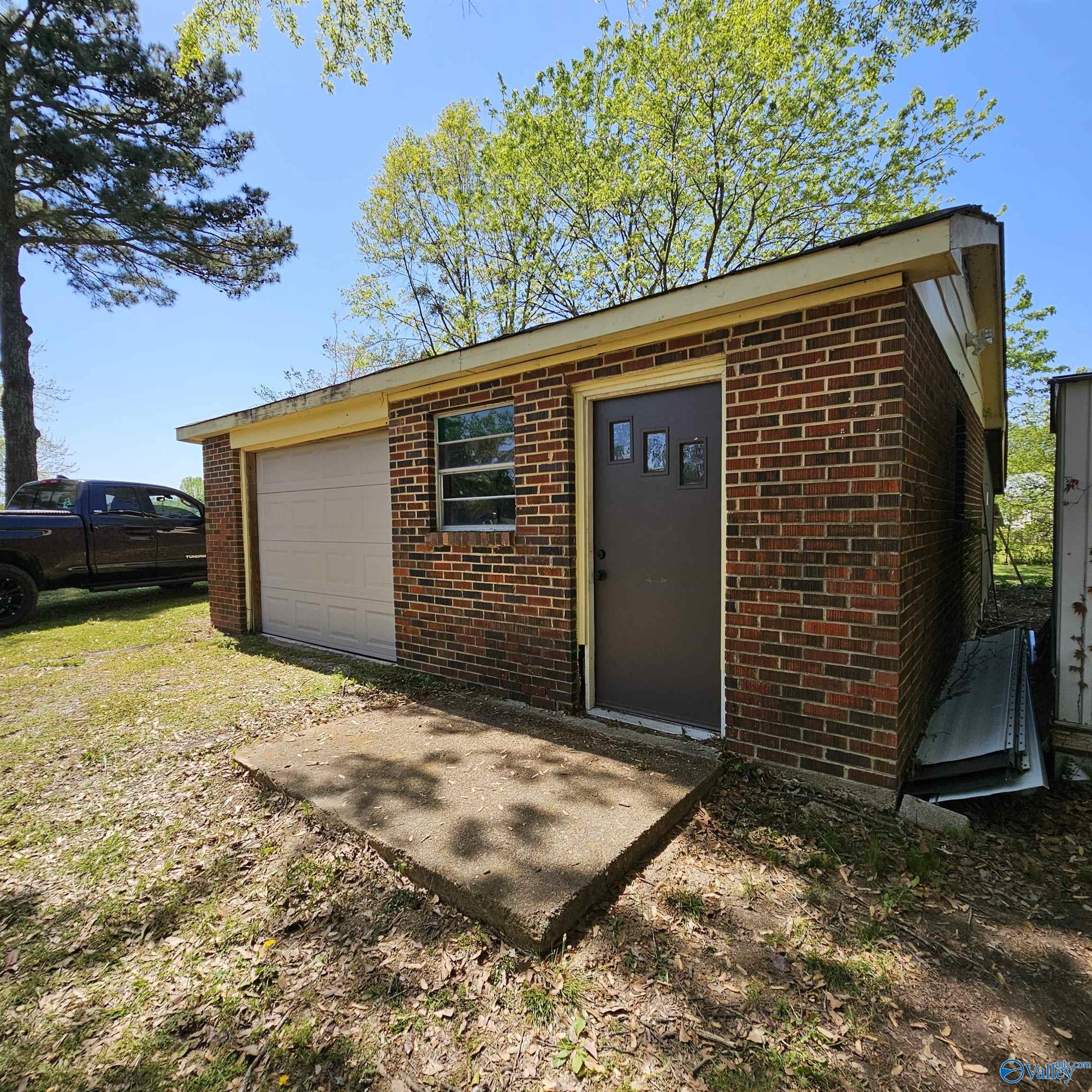 806 Kirby Bridge Road, Danville, Alabama image 20