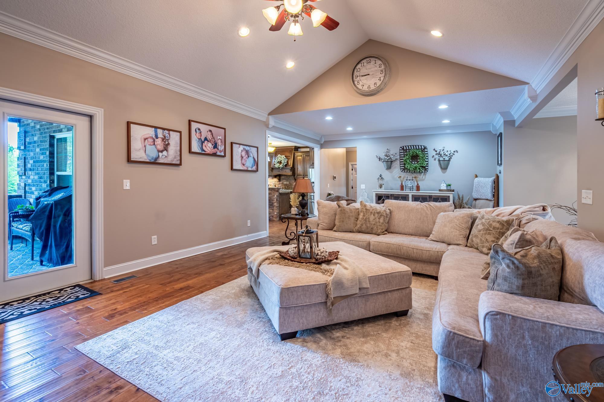 4895 Cherokee Drive, Cedar Bluff, Alabama image 9