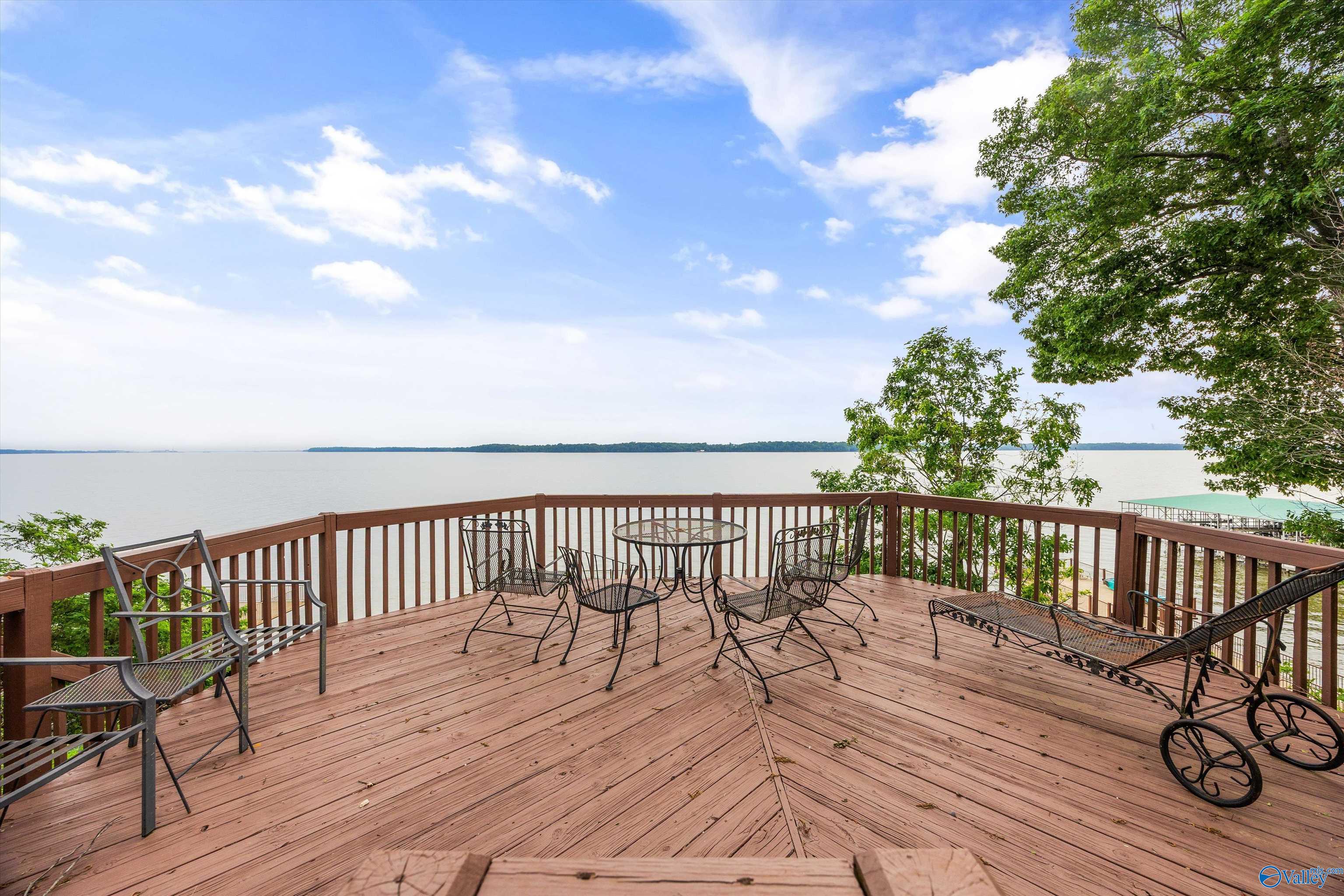 5690 Bay Pointe Drive, Athens, Alabama image 36