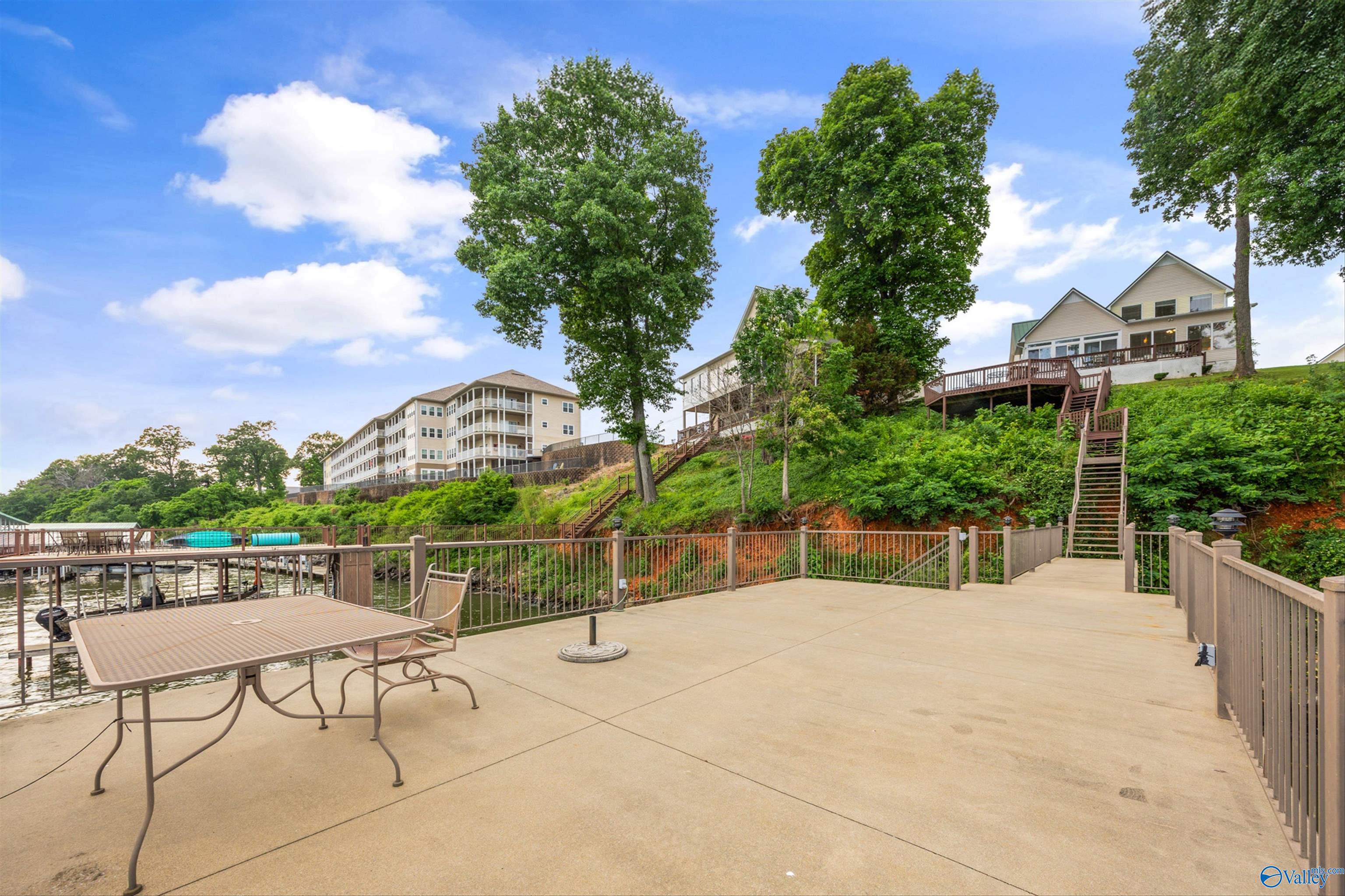 5690 Bay Pointe Drive, Athens, Alabama image 39