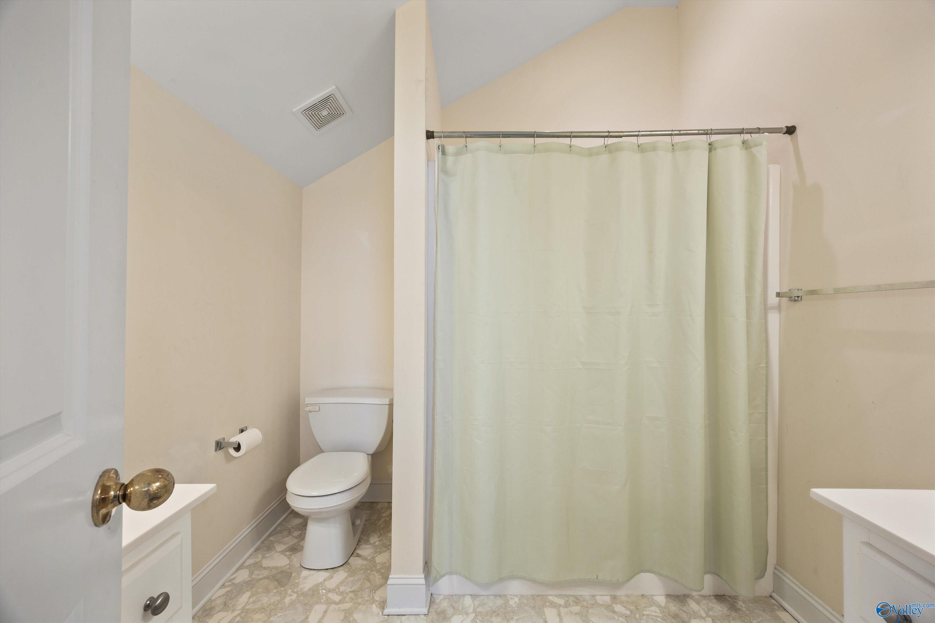 5690 Bay Pointe Drive, Athens, Alabama image 31