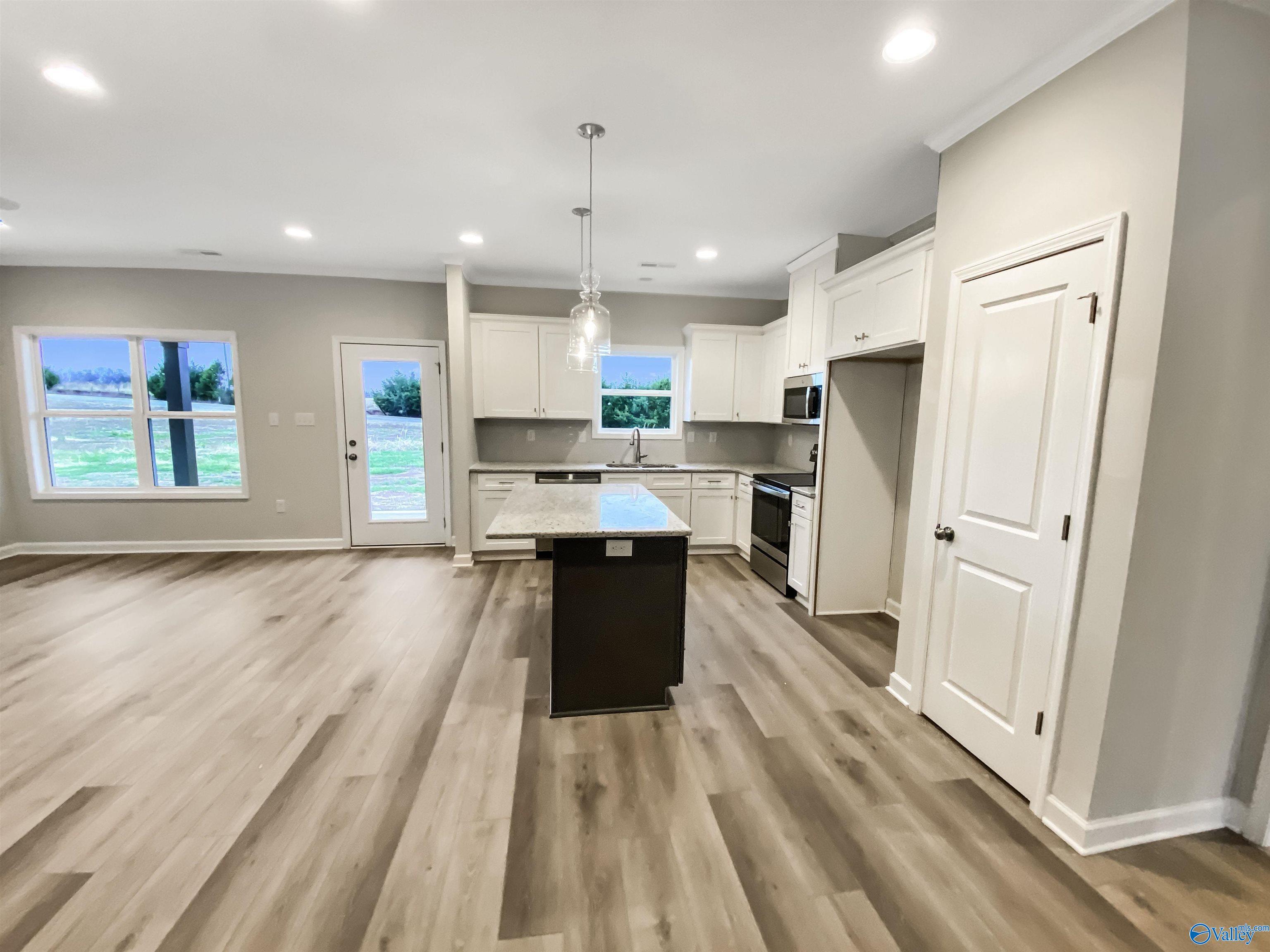 23991 Justin Brent Circle, Elkmont, Alabama image 5