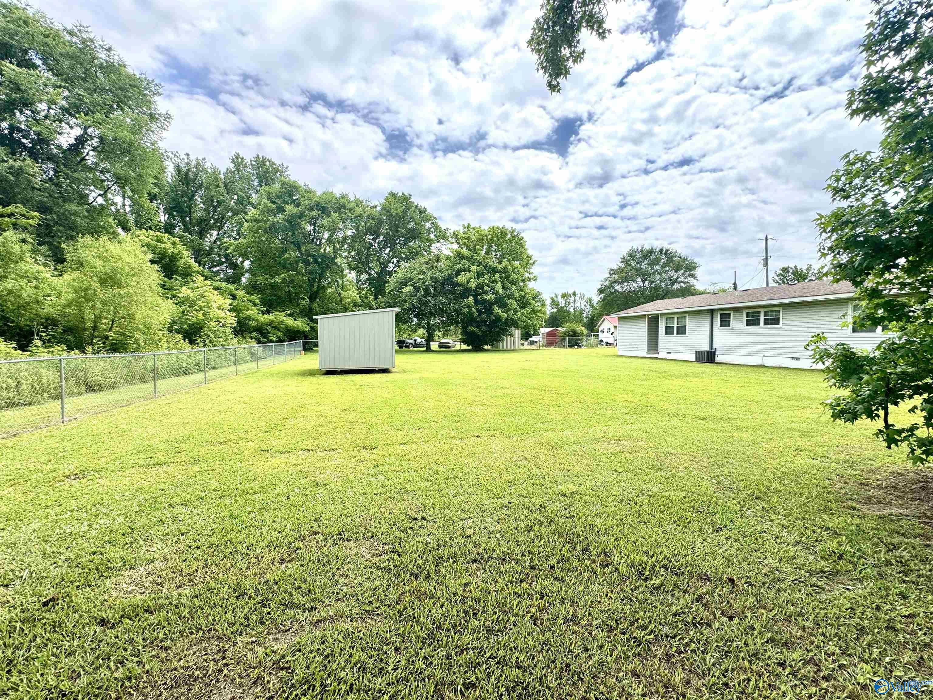 32 Kirby Road, Hillsboro, Alabama image 8
