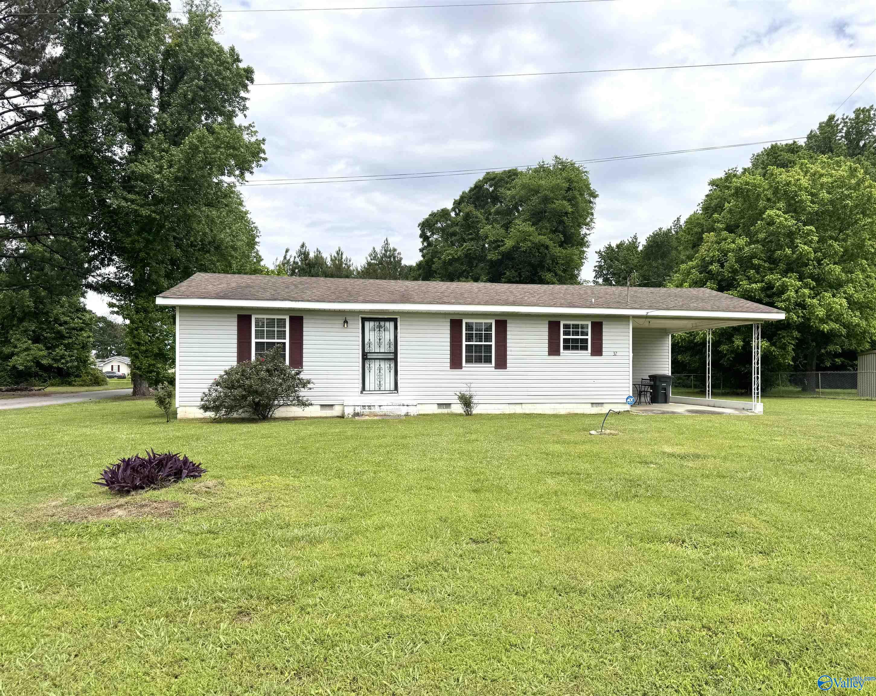 32 Kirby Road, Hillsboro, Alabama image 1