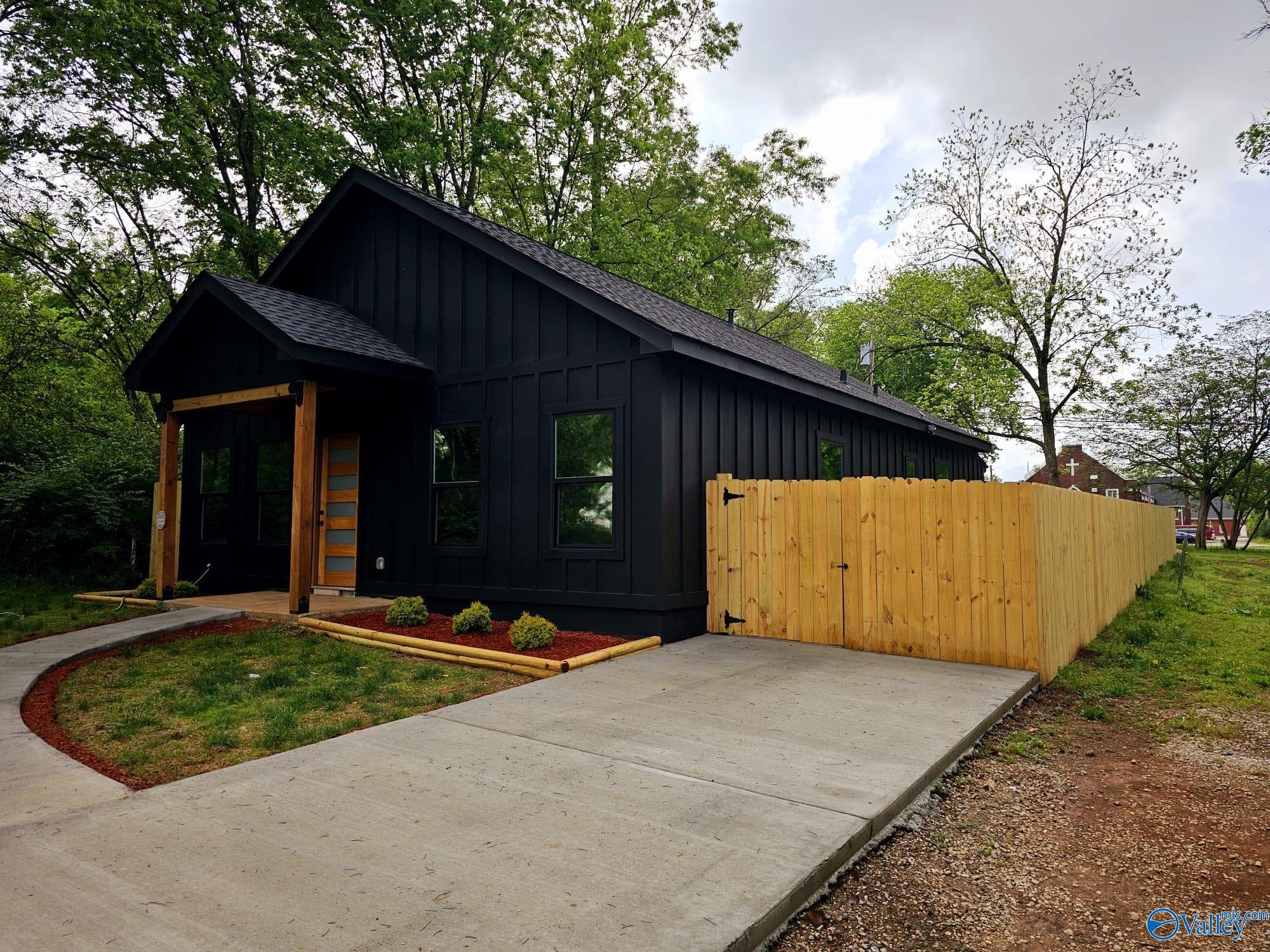 107 8th Avenue, Decatur, Alabama image 2