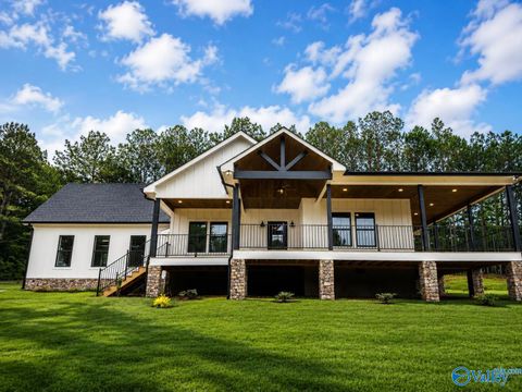 Photo of 136 County Road 692, Cedar Bluff, AL 35959 (MLS # 21917137)