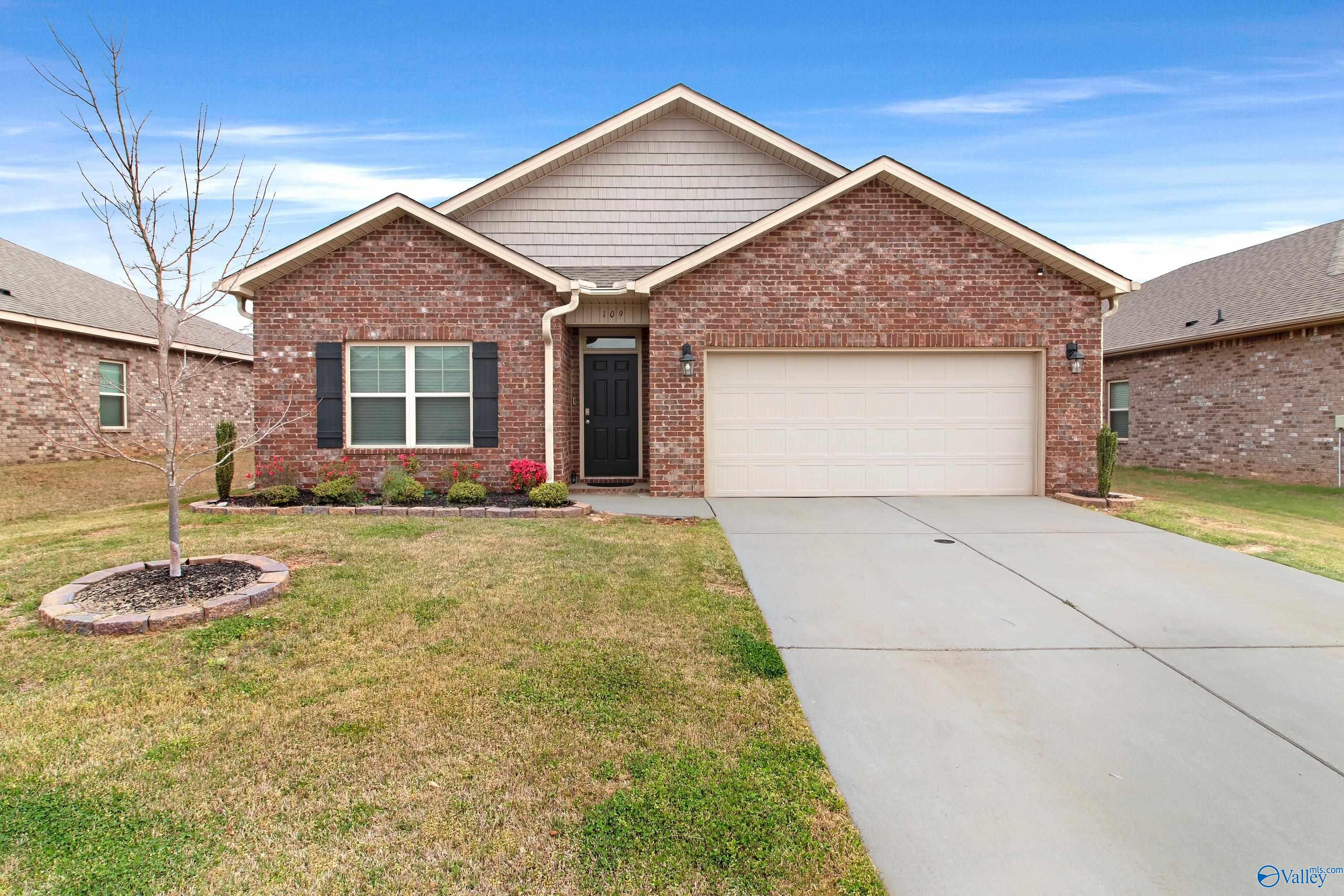 109 Burlcrest Court, Meridianville, Alabama image 1