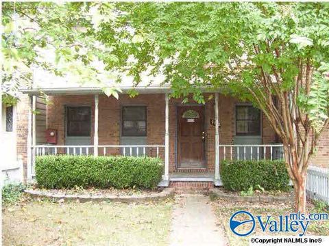 Townhouse For Rent - 2712 SE Wynterhall Road<br/> Huntsville, AL 35803