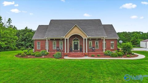 Photo of 1081 County Road 190, Moulton, AL 35650 (MLS # 21905481)