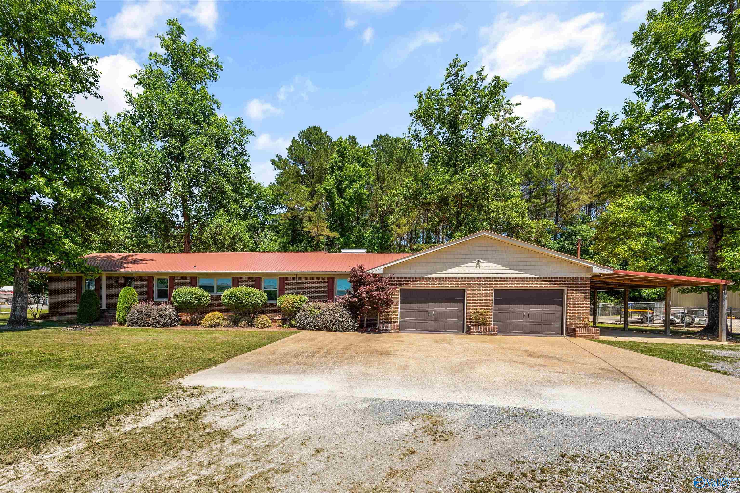 9623 Highway 431 South
