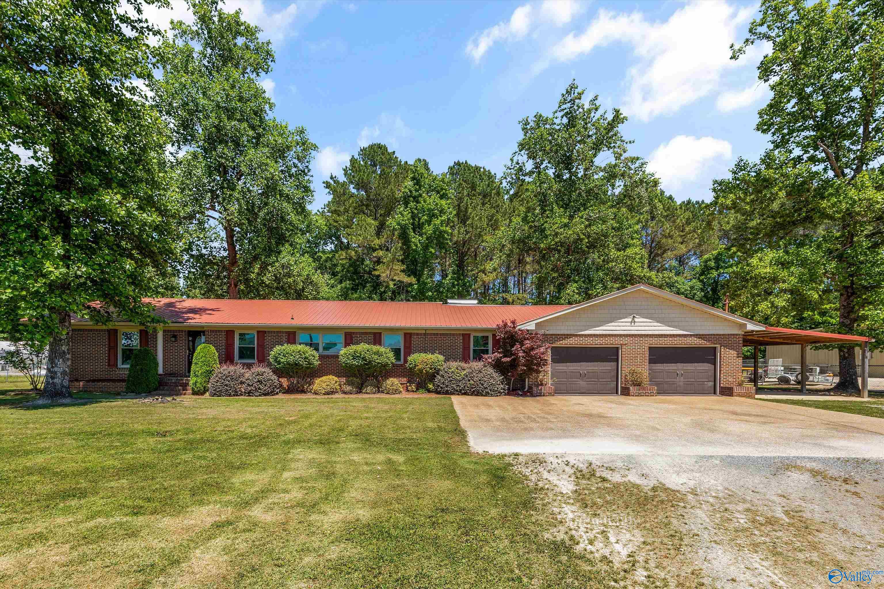 9623 Highway 431 South