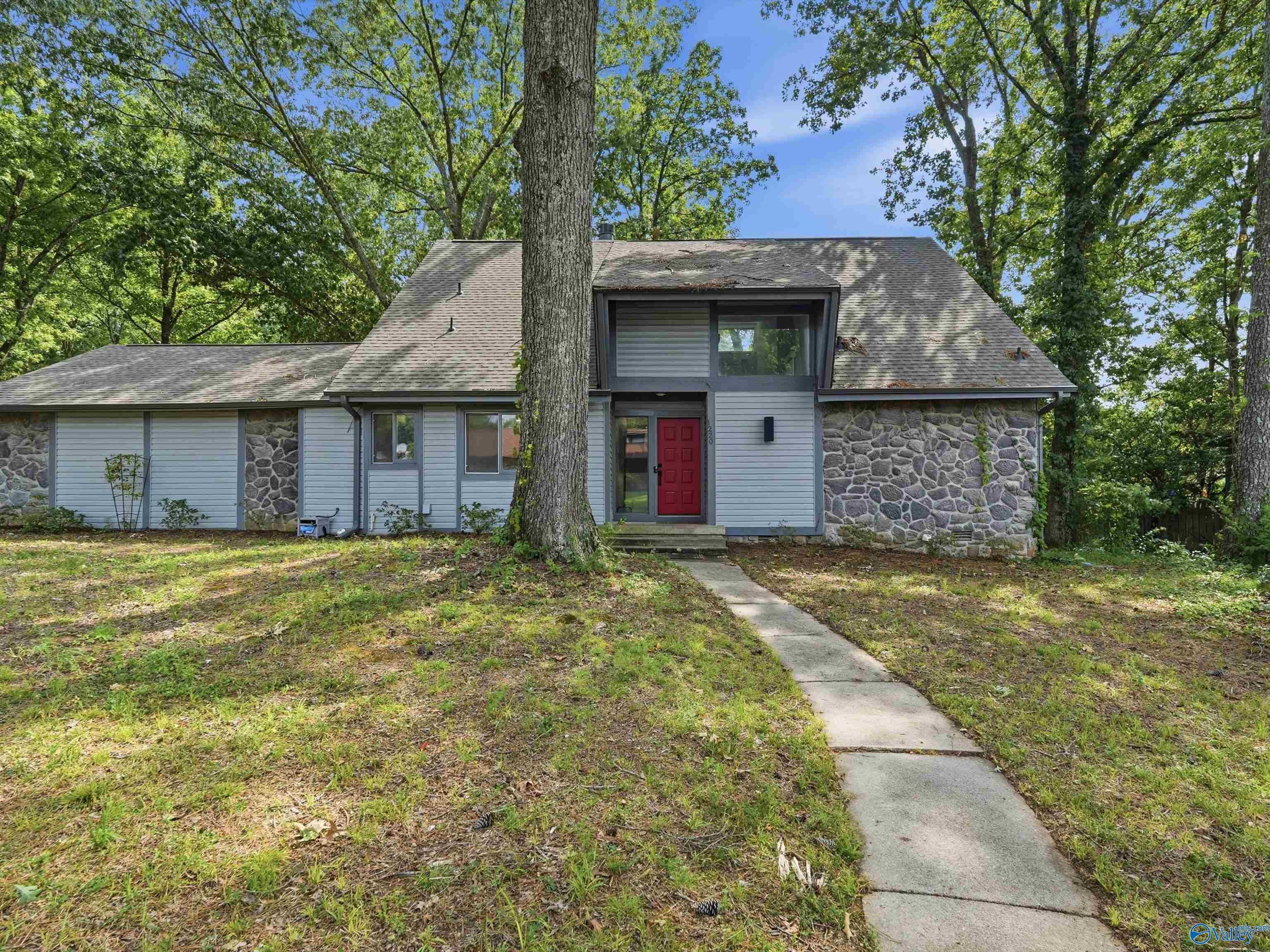 1220 Aldridge Drive