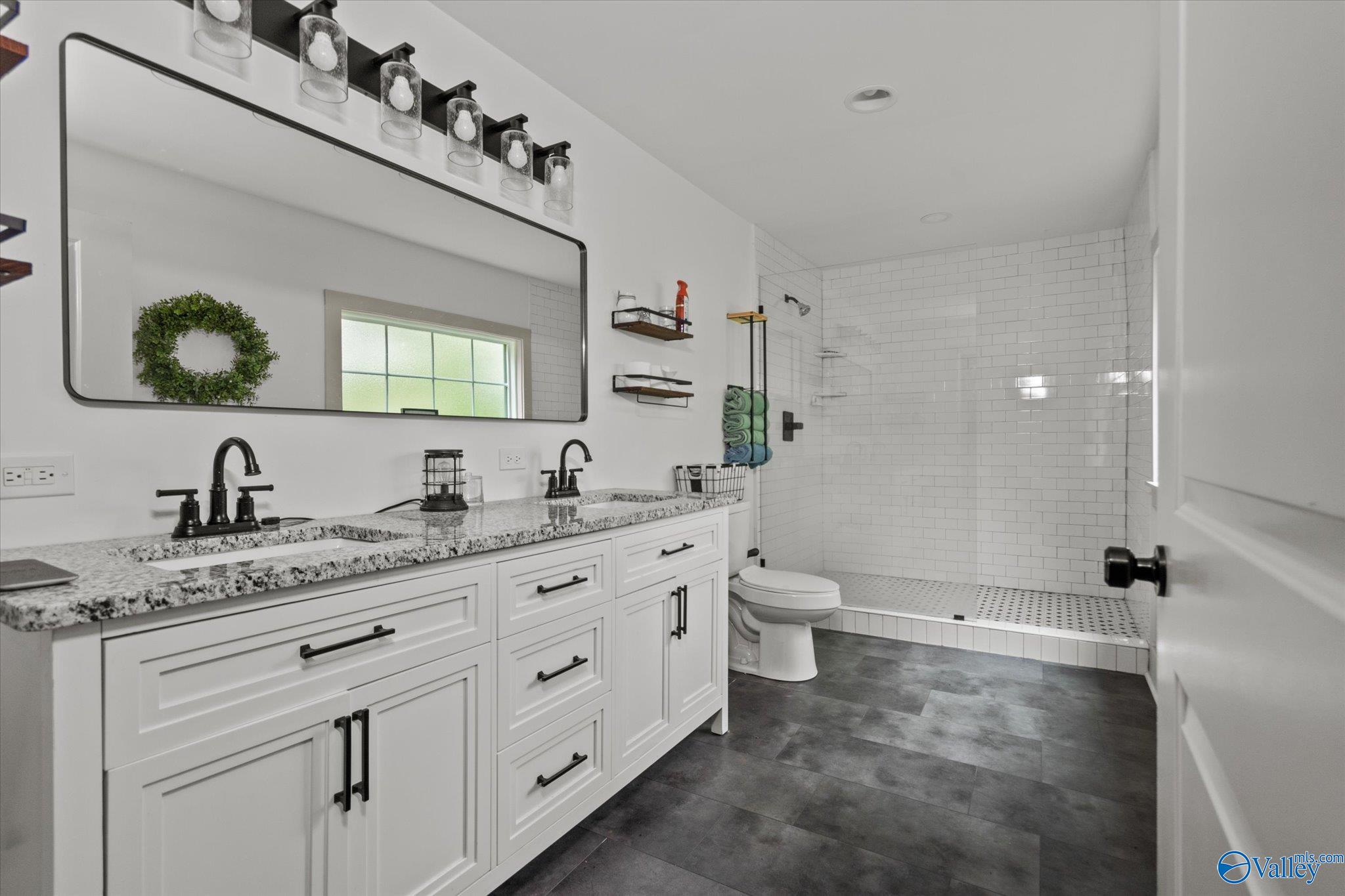 318 Ruth Road, Arab, Alabama image 12