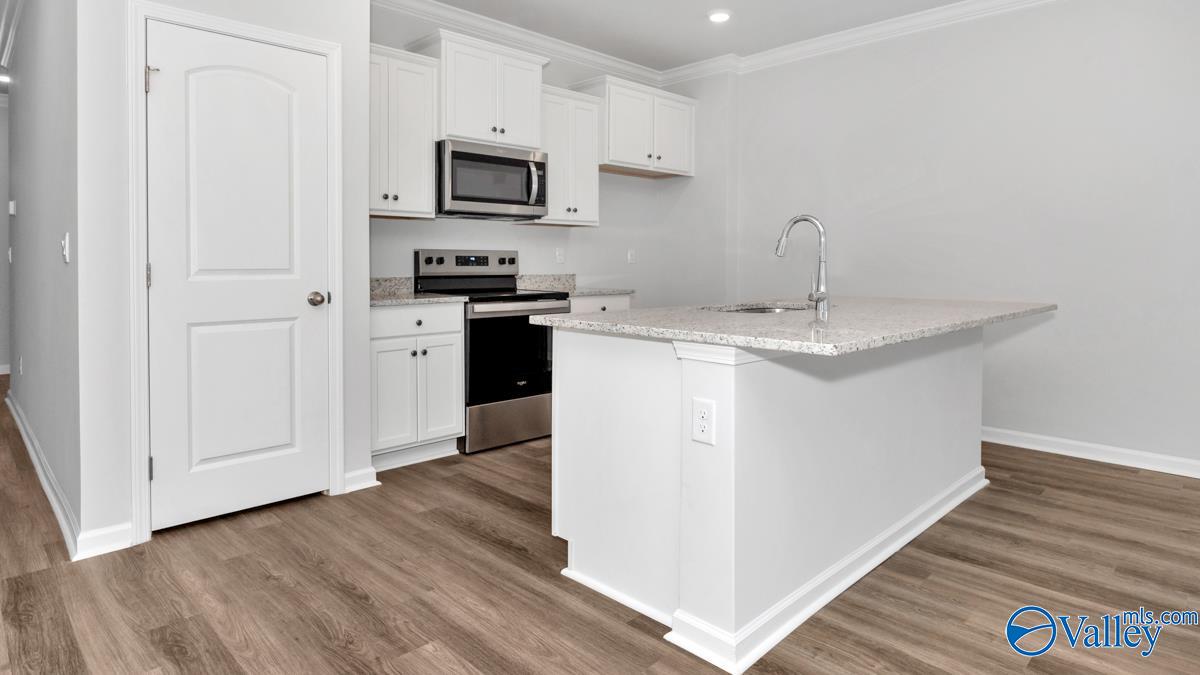 23 Clark Trail